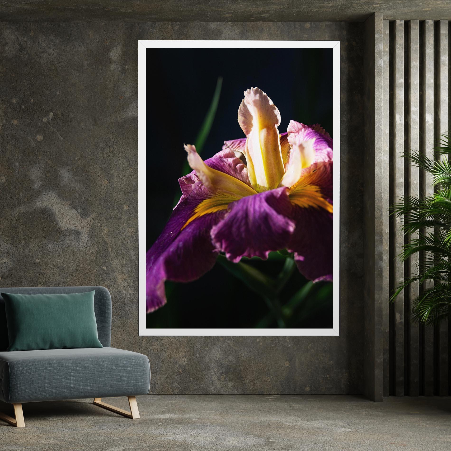 Leinwandbild Pastel Yellow Iris mockup 7