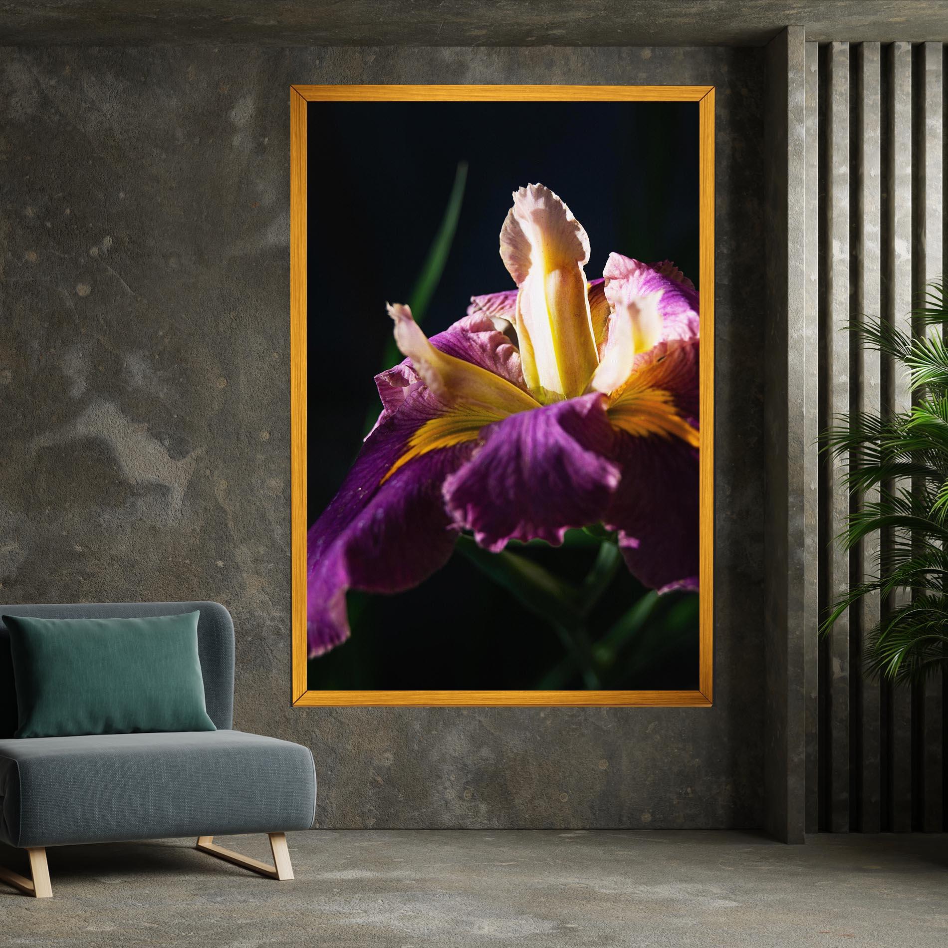 Leinwandbild Pastel Yellow Iris mockup 7