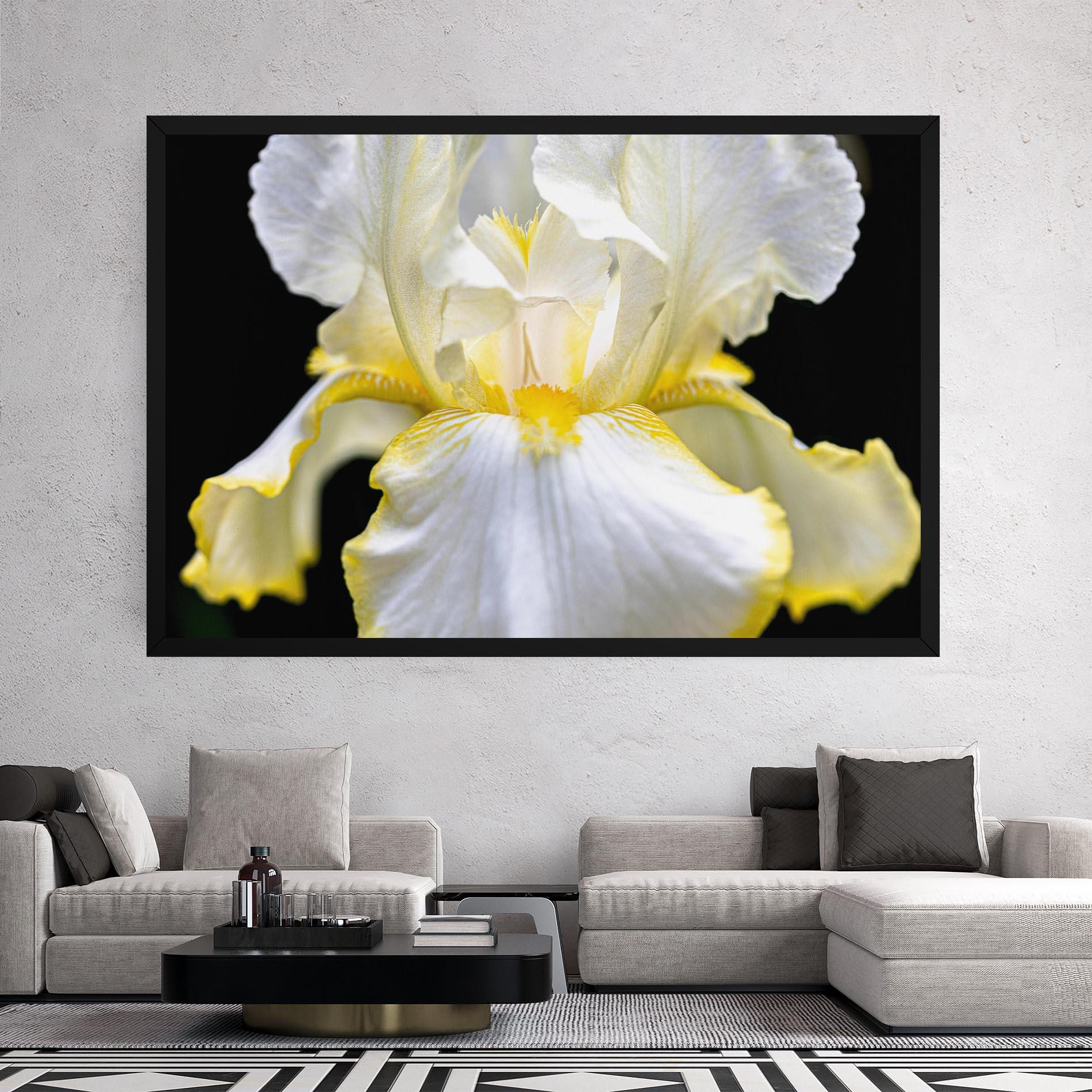 Leinwandbild White Yellow Iris mockup 2