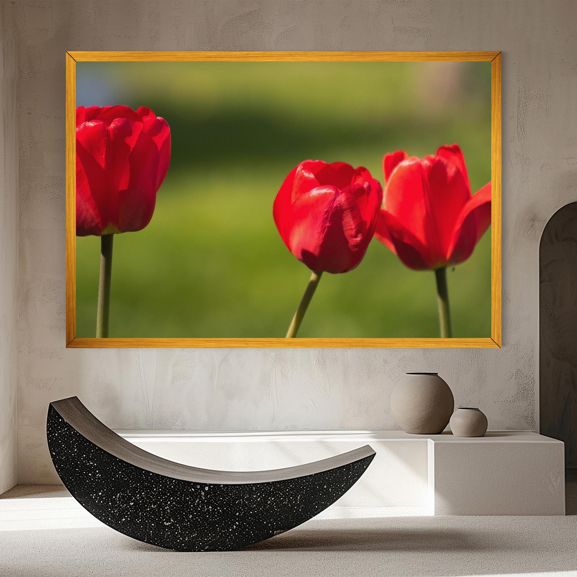 Leinwandbild 3 Red Tulips mockup 8