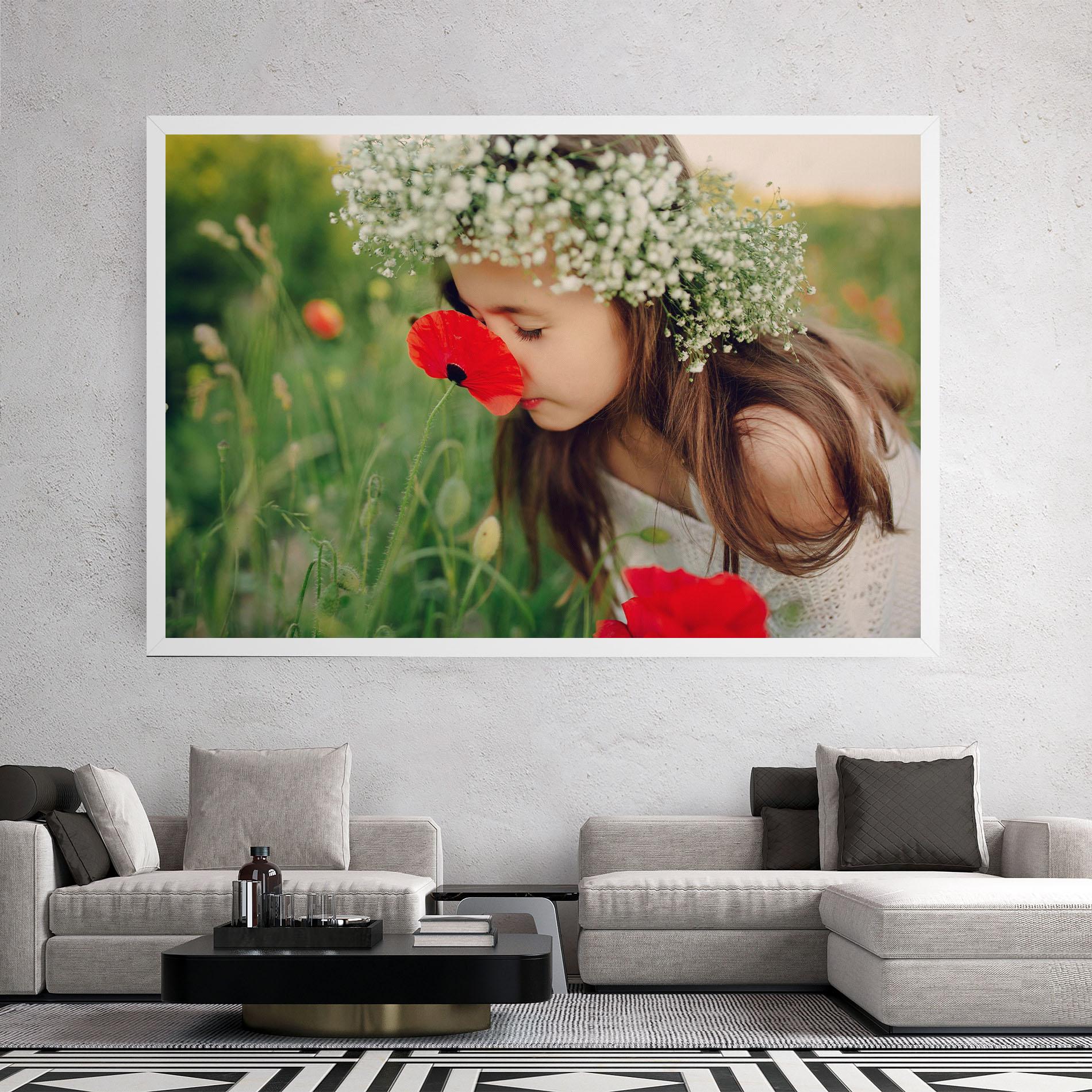 Leinwandbild Girl With Poppies mockup 2