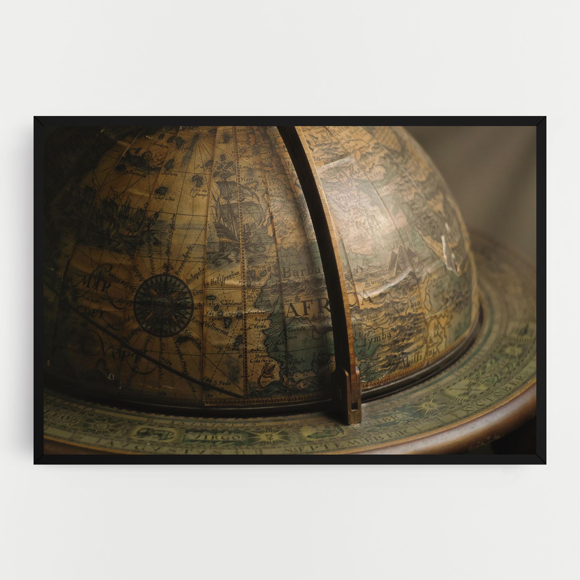 Globe Map mockup 0