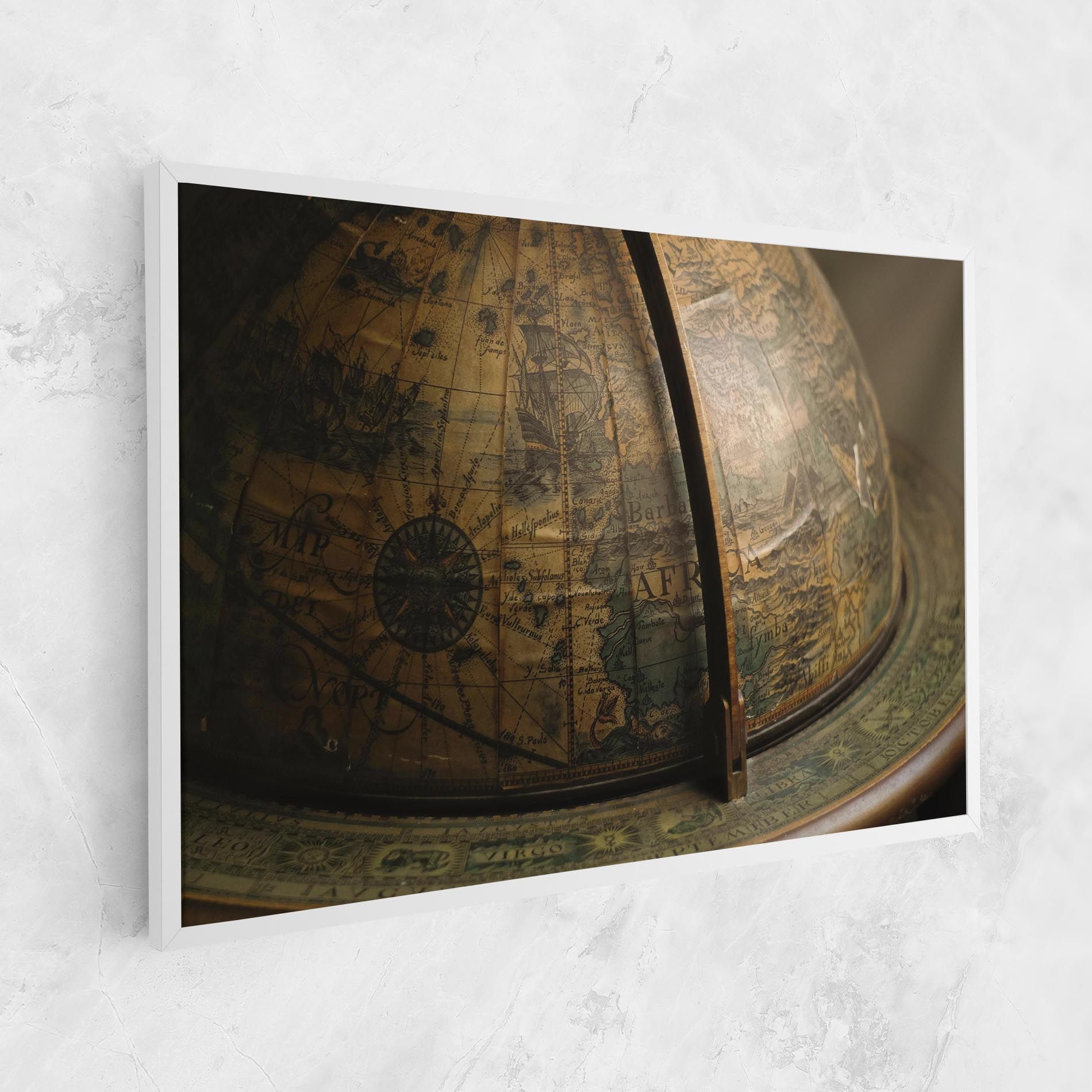 Globe Map mockup 1