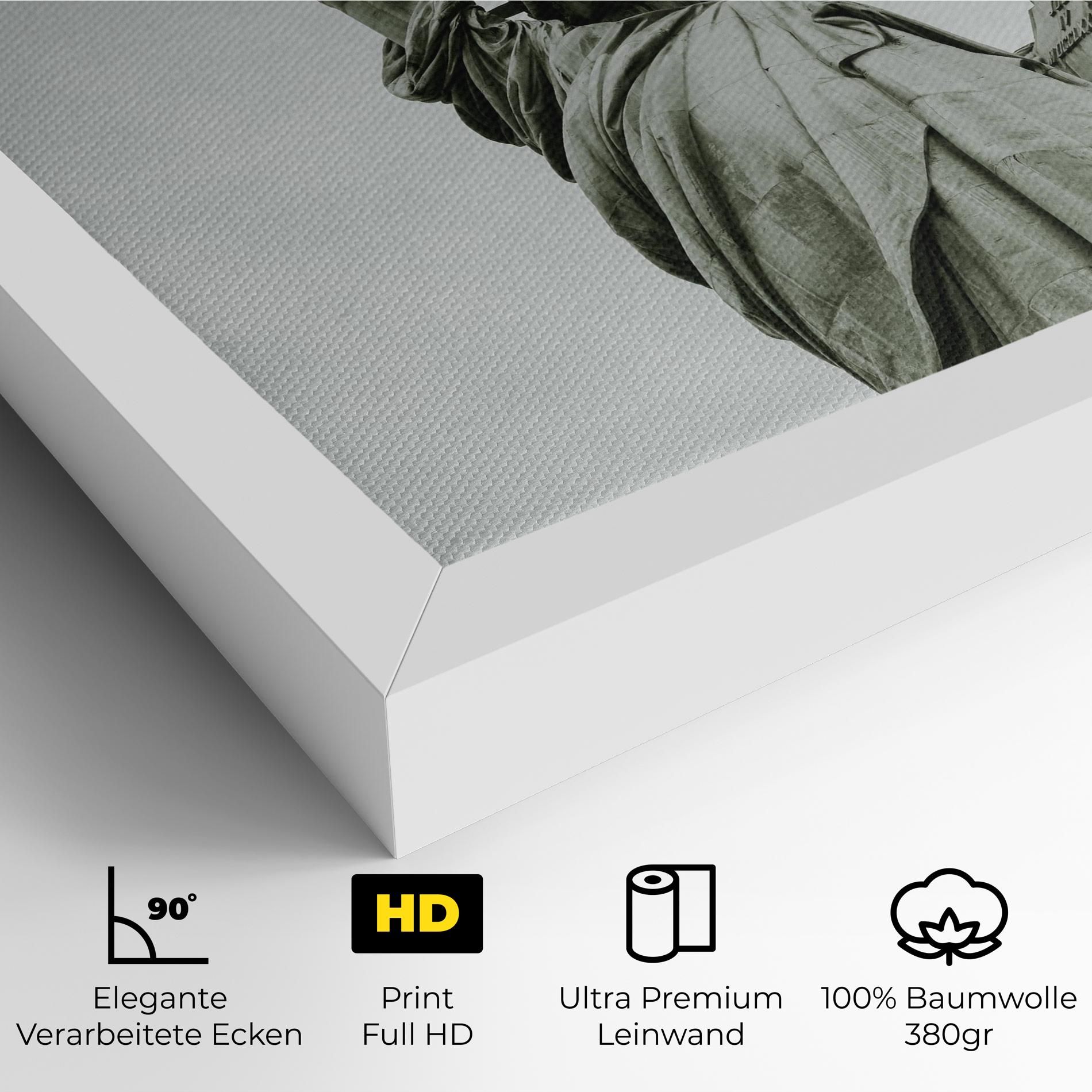 Liberty Statue Day mockup 4