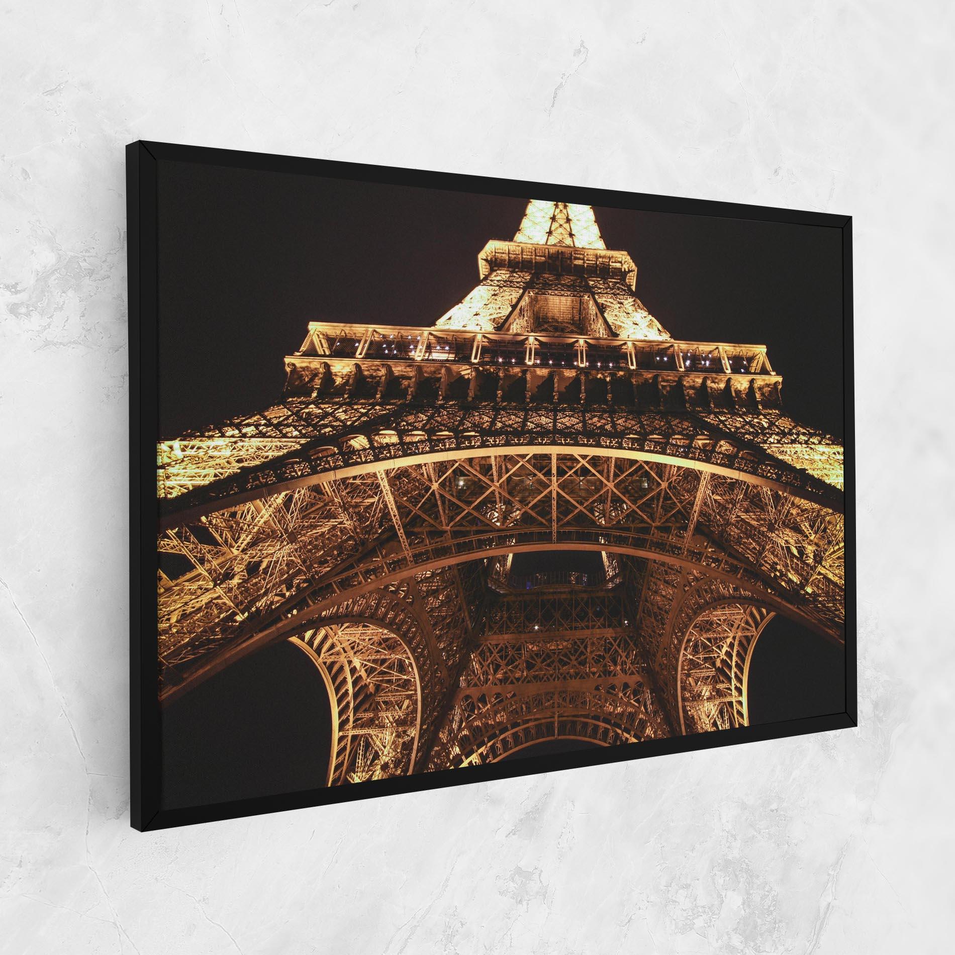 Leinwandbild Eiffel Tower At Night mockup 1
