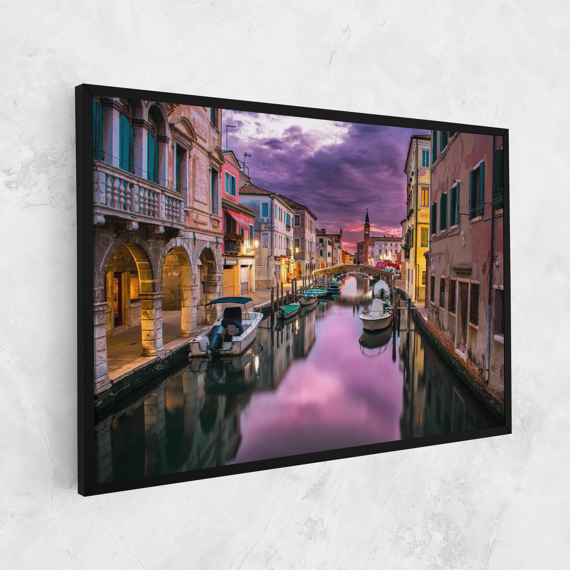 Leinwandbild Purple Light Venecia mockup 1