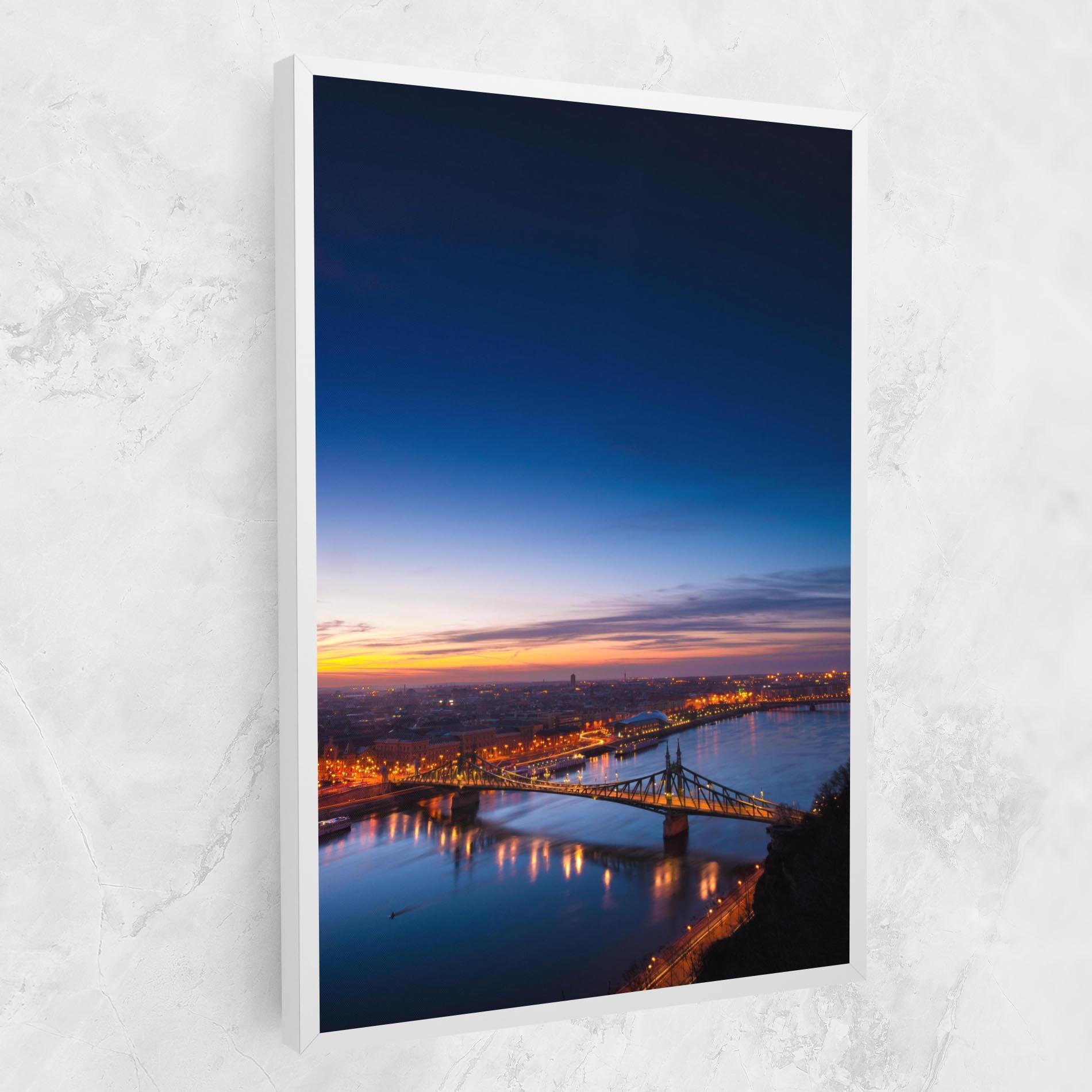 Leinwandbild Budapest Sunset mockup 1