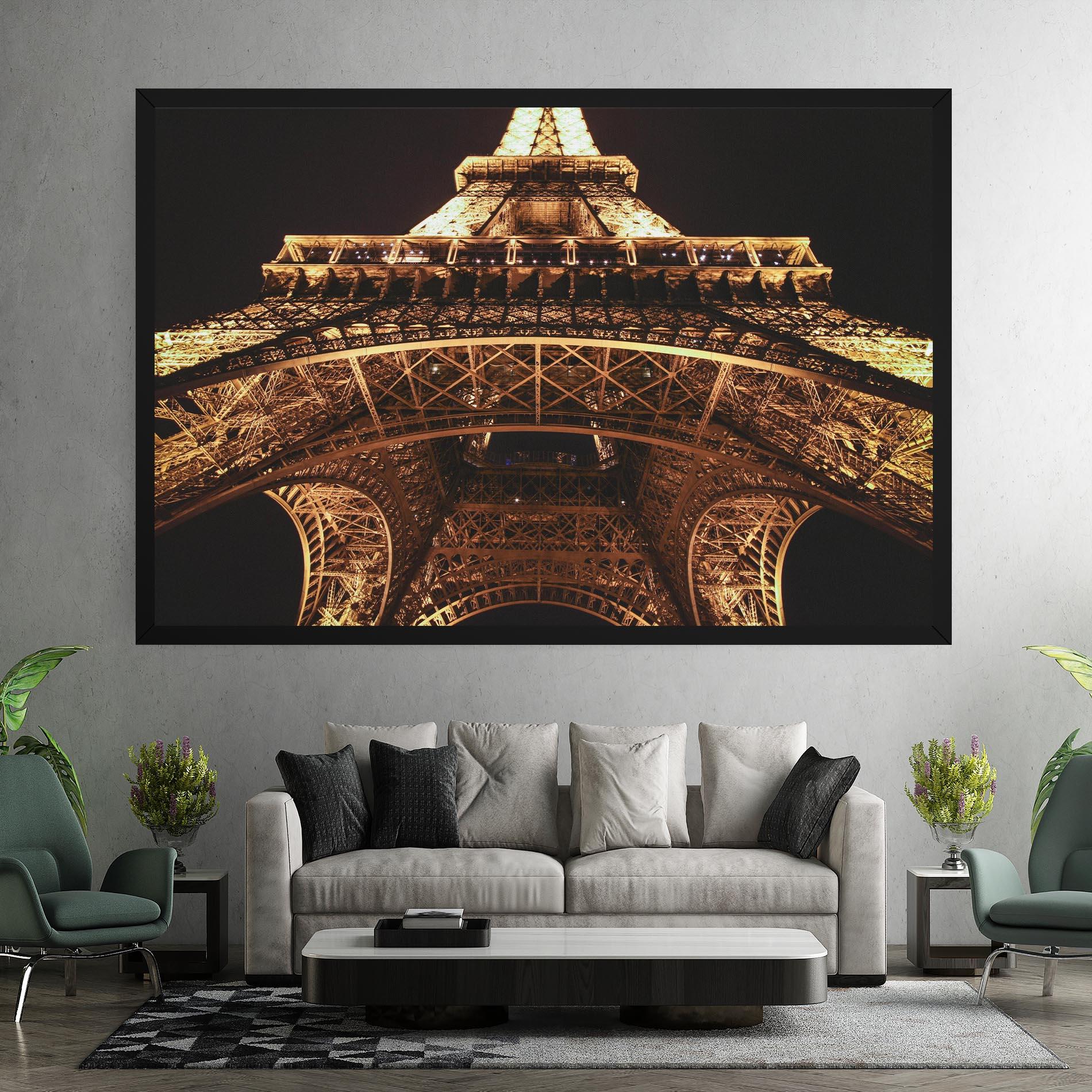 Leinwandbild Eiffel Tower At Night mockup 7