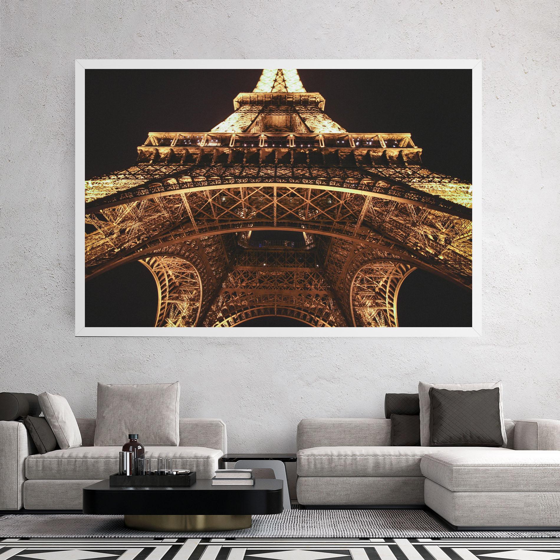 Leinwandbild Eiffel Tower At Night mockup 2