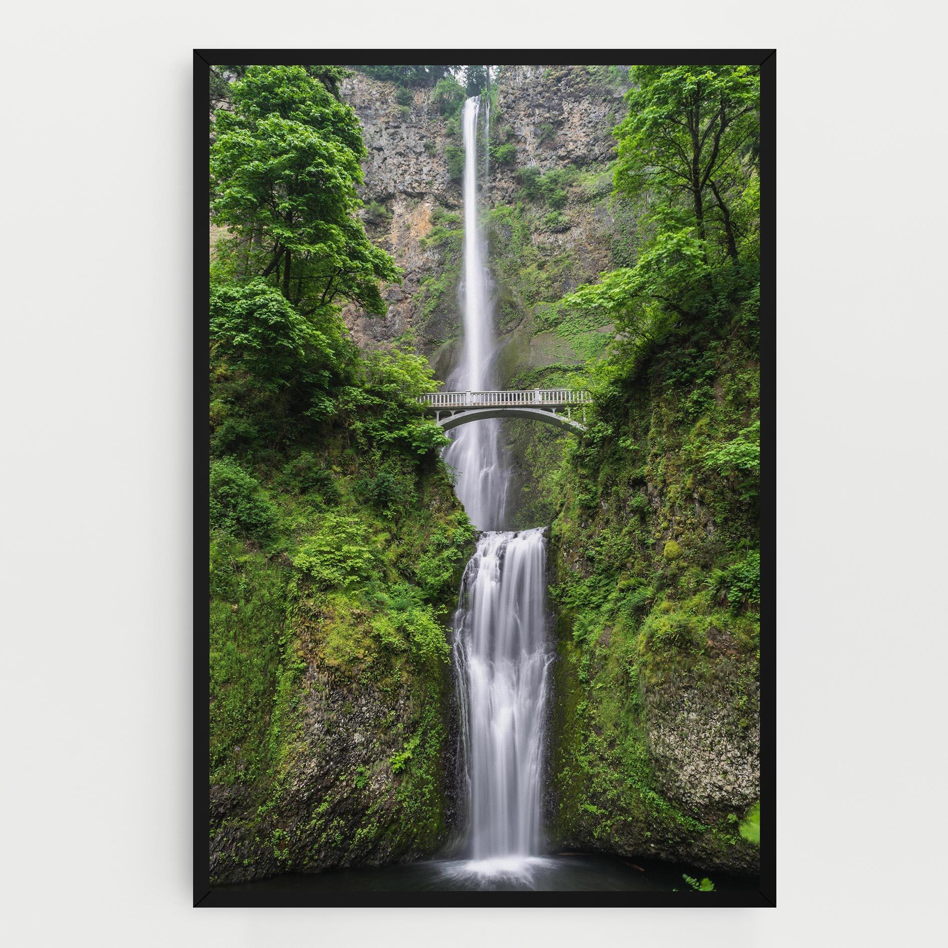 Leinwandbild Green Leaves Bridge View mockup 0