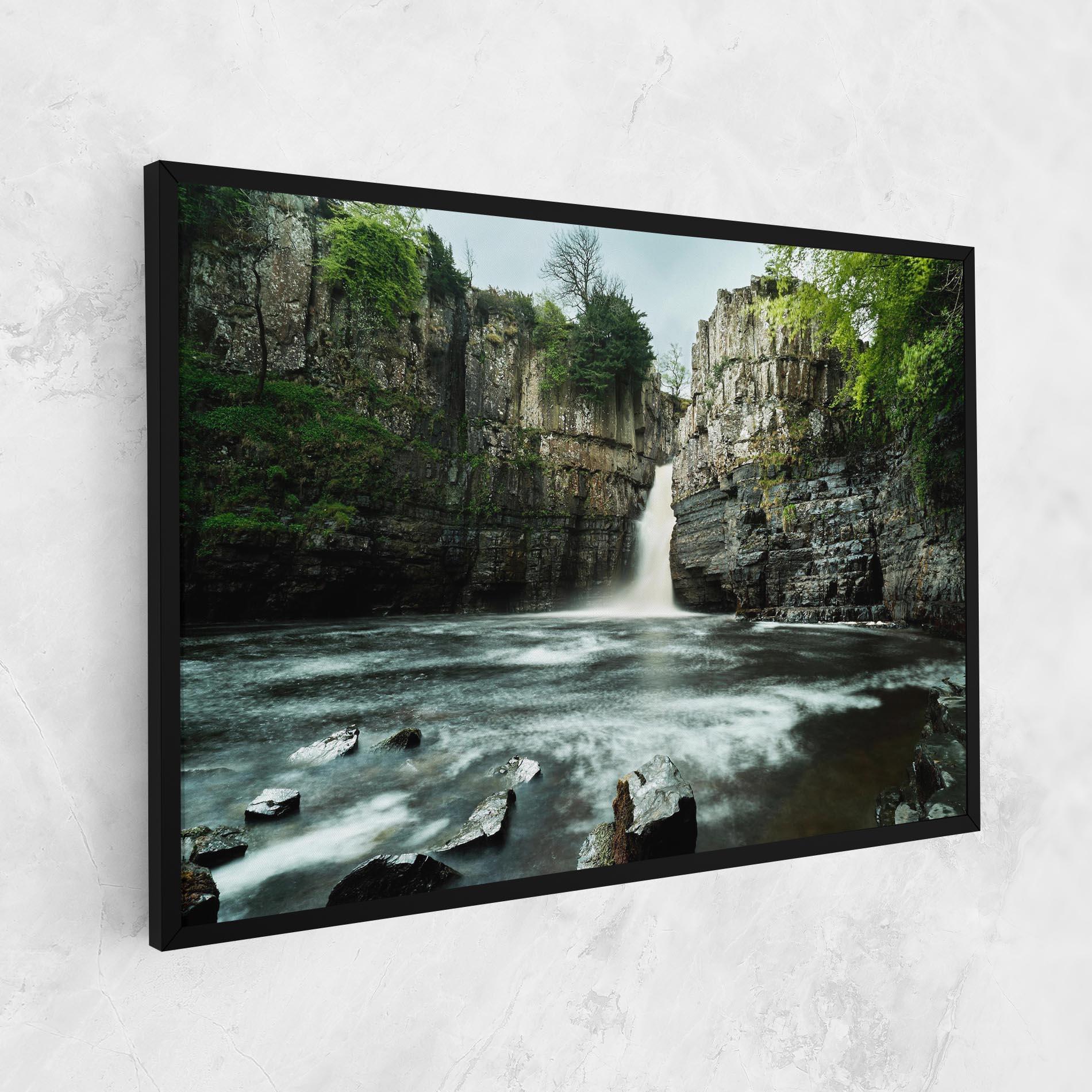 Leinwandbild Beautiful Water Falling mockup 1