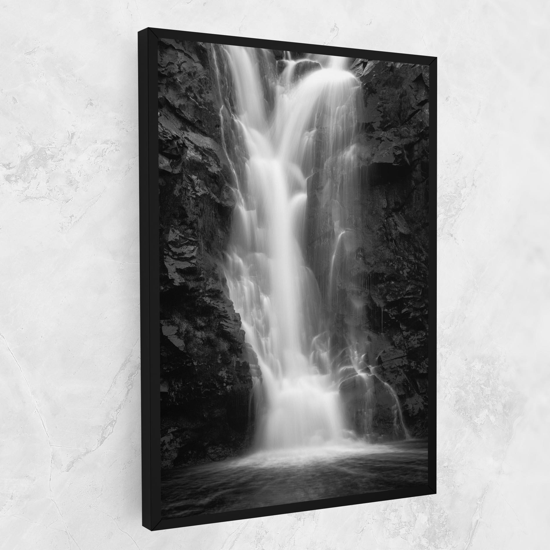 Leinwandbild Black Rock Waterfall View mockup 1