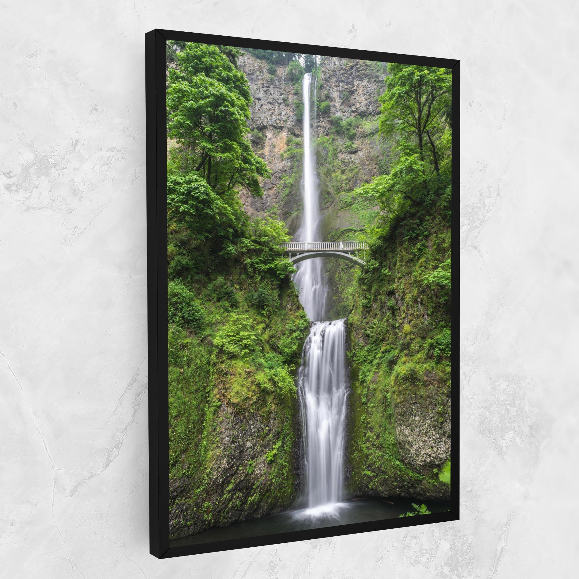 Leinwandbild Green Leaves Bridge View mockup 1