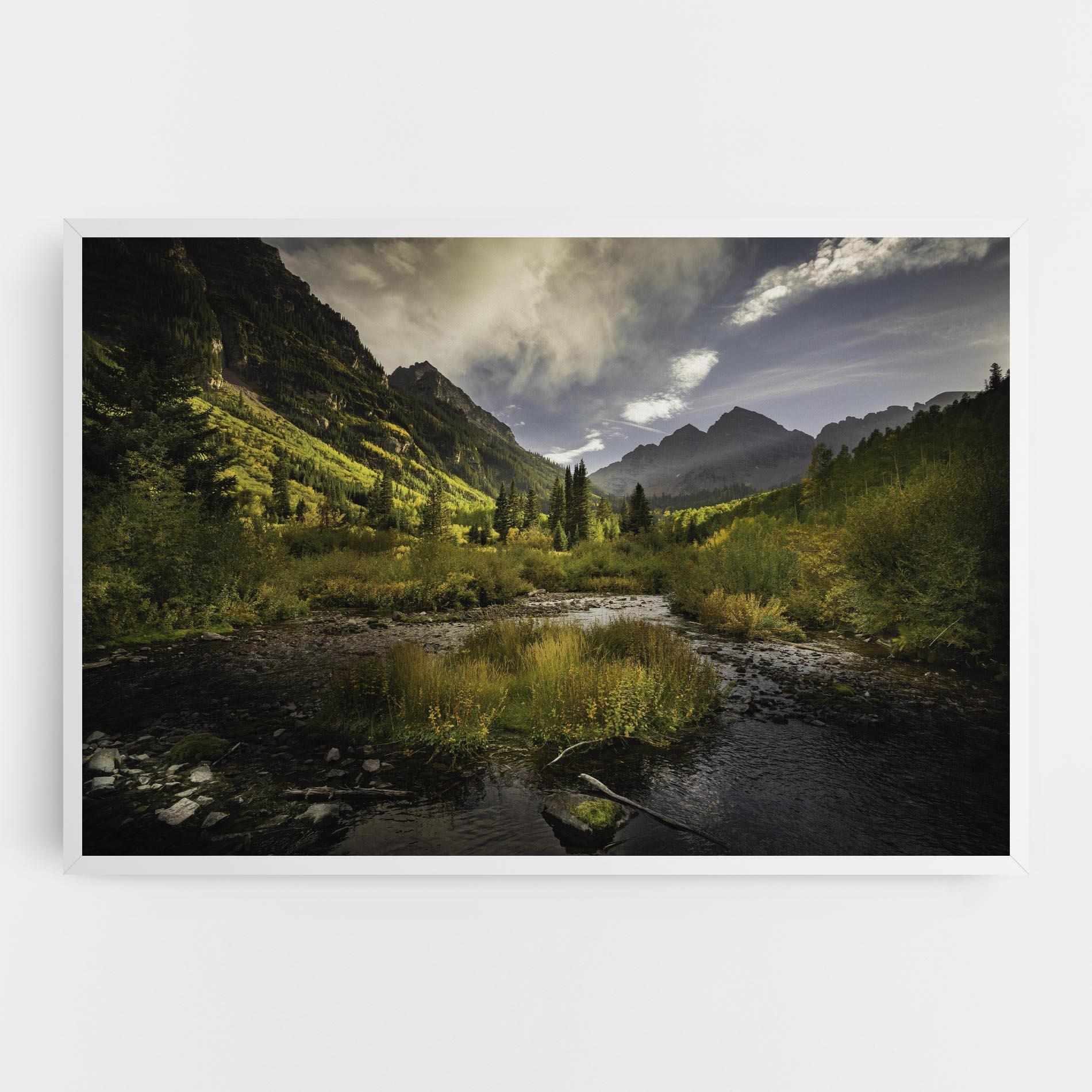 Leinwandbild Cloudy Lake mockup 0