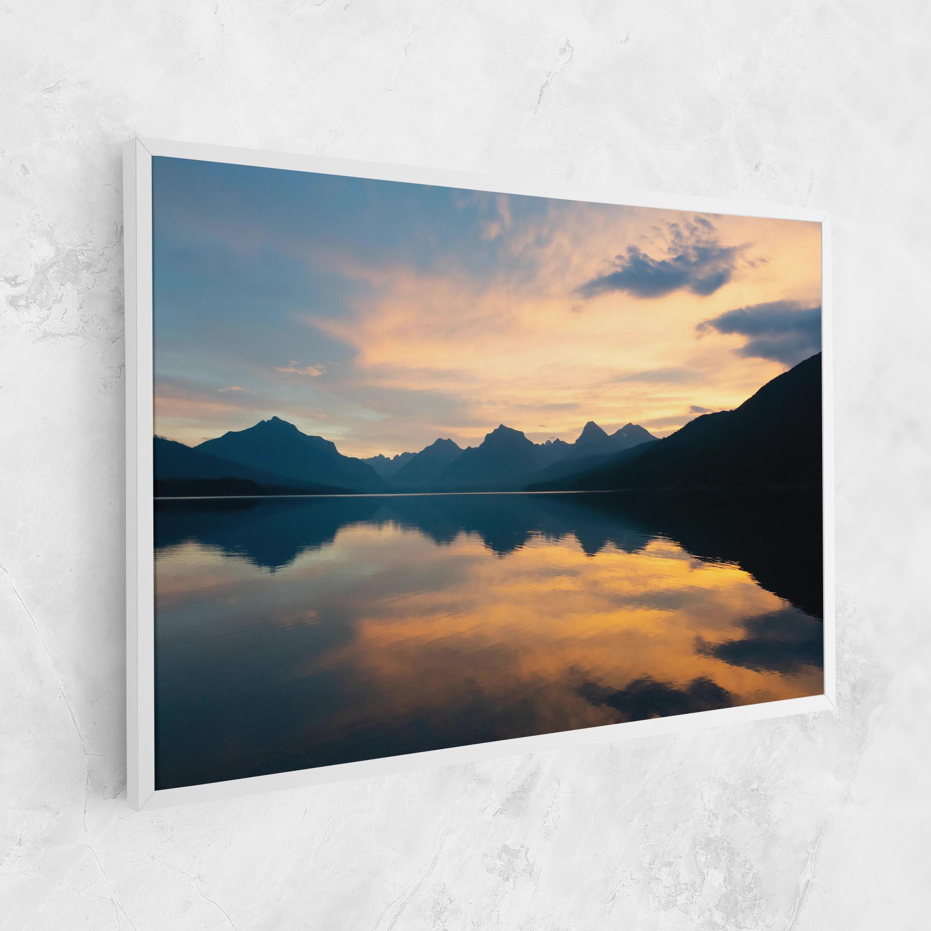 Leinwandbild Orange Light Lake mockup 1