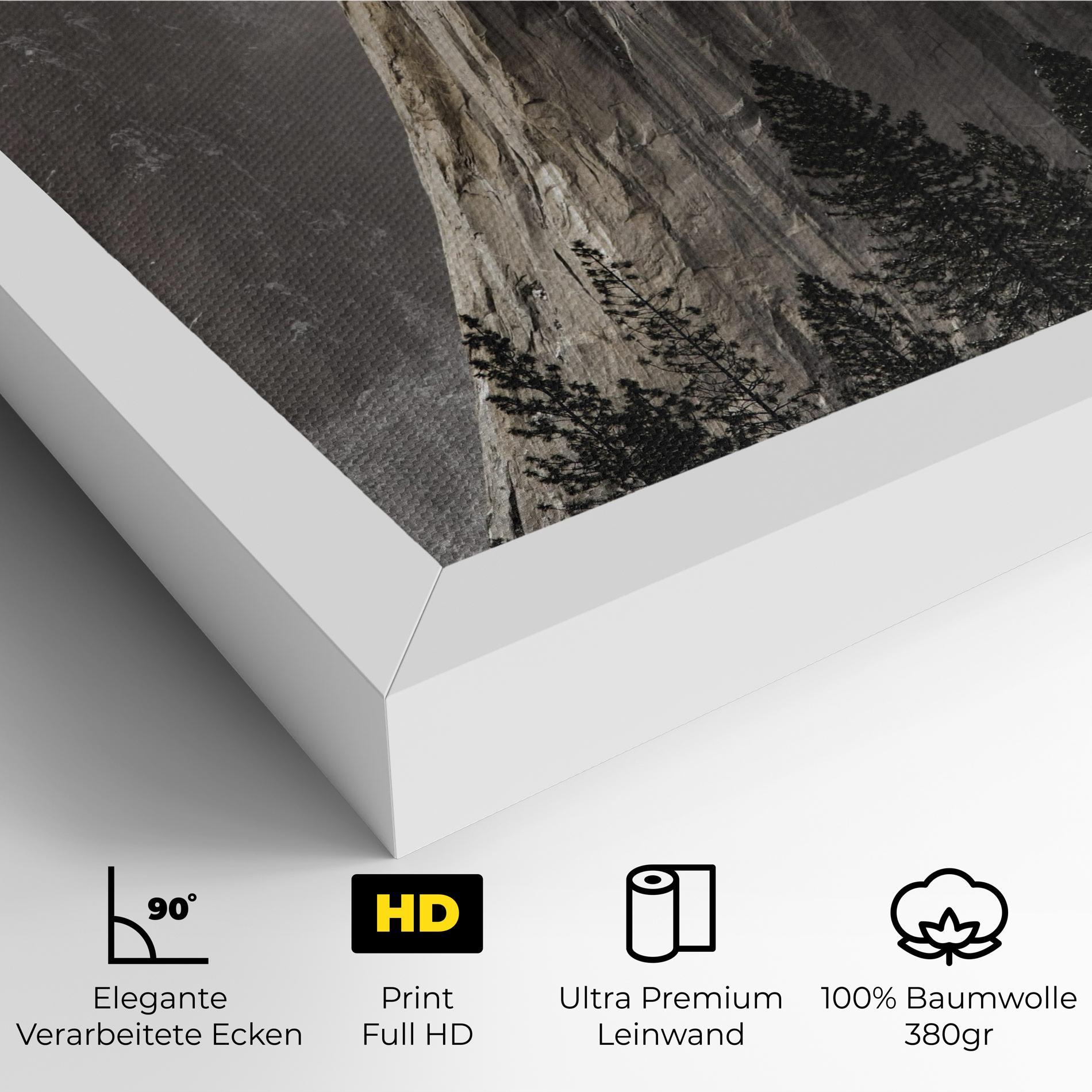 Leinwandbild Green Tree Mountain mockup 4