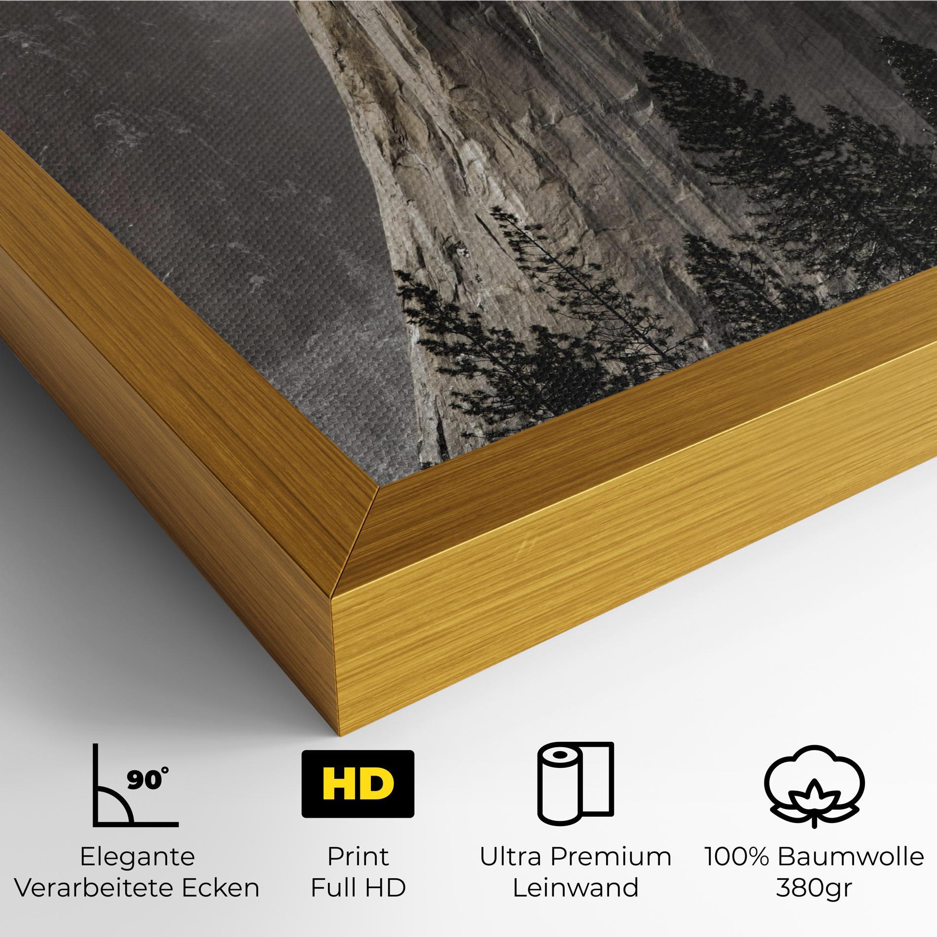 Leinwandbild Green Tree Mountain mockup 4