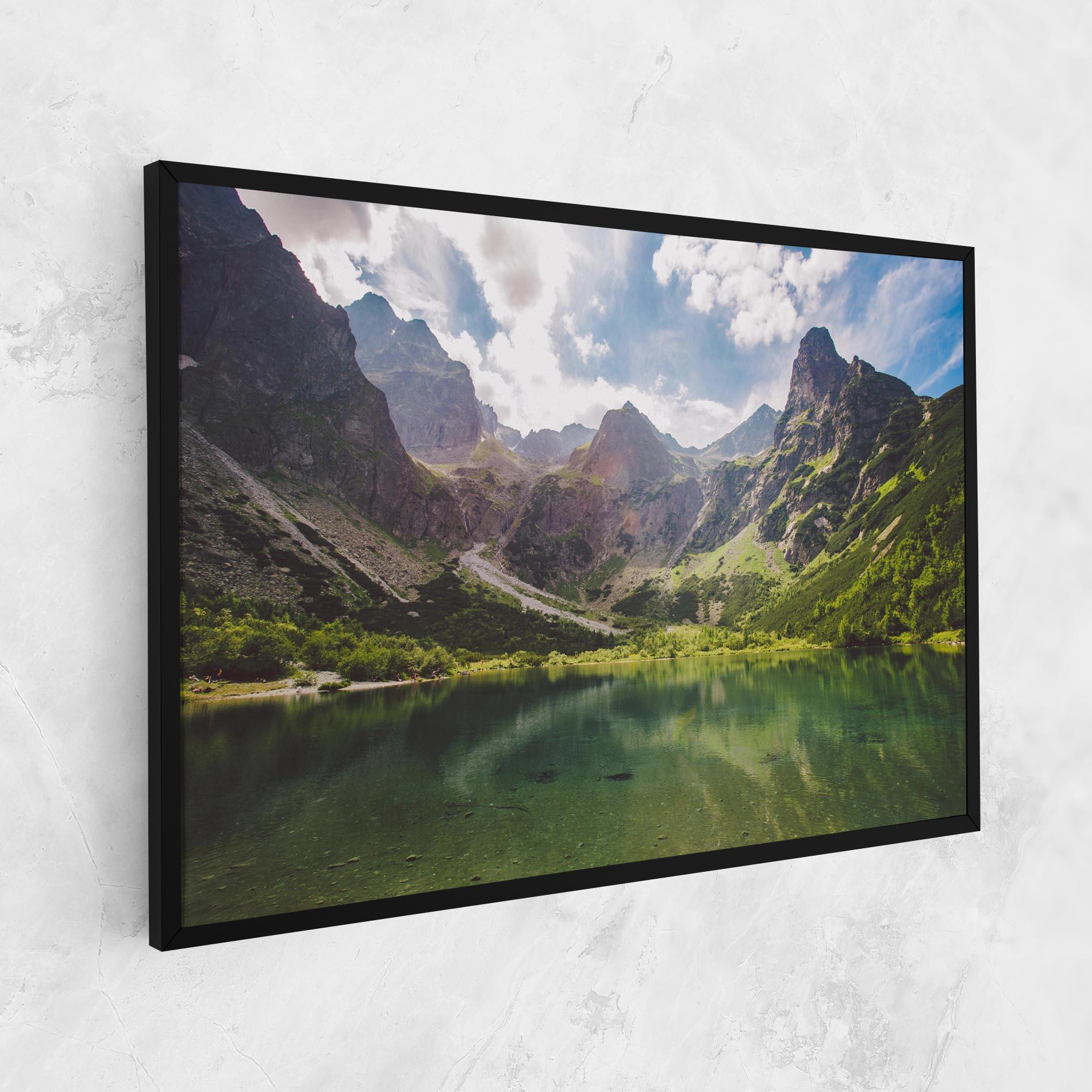 Leinwandbild Green Mountain mockup 1