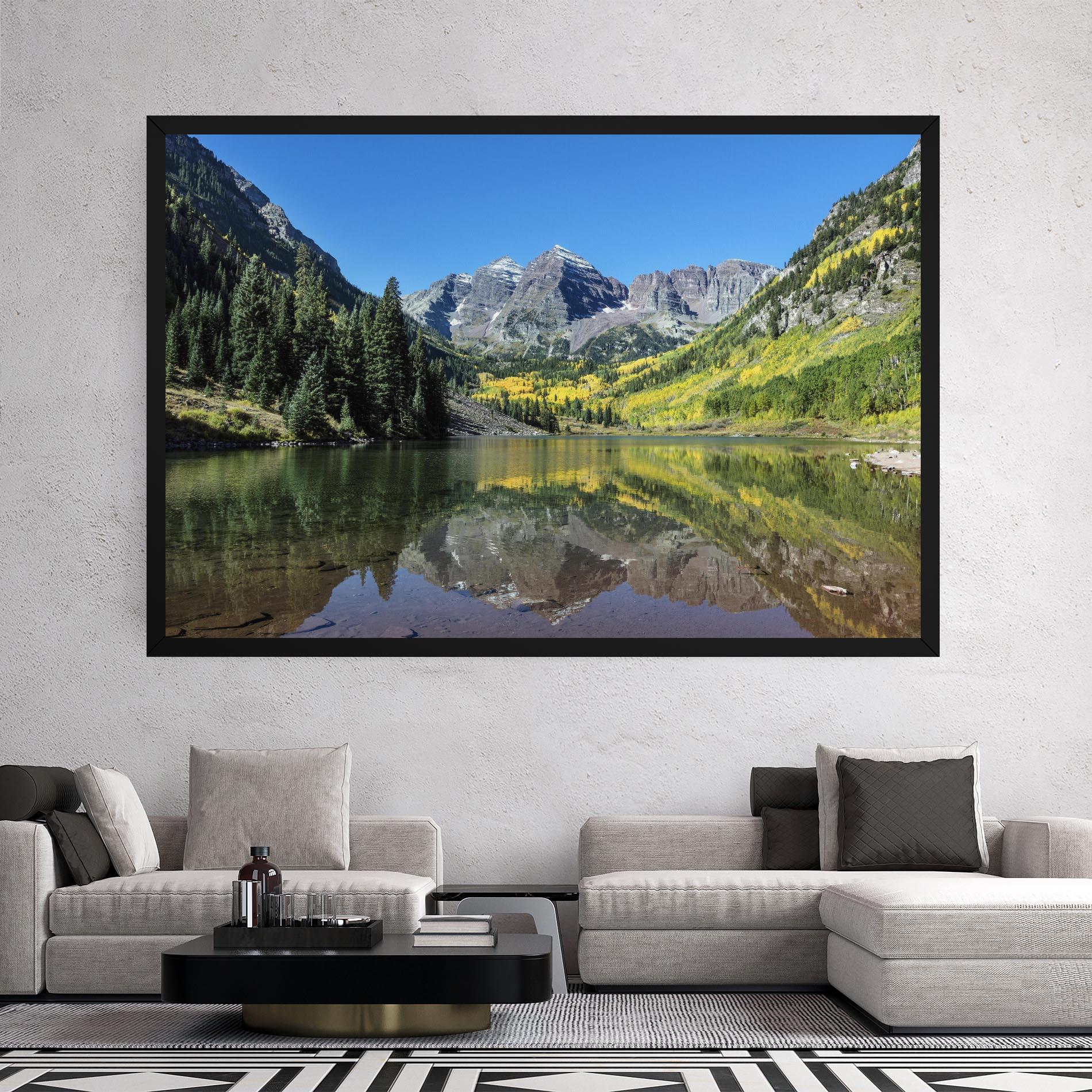 Leinwandbild Lake Green Mountain mockup 2