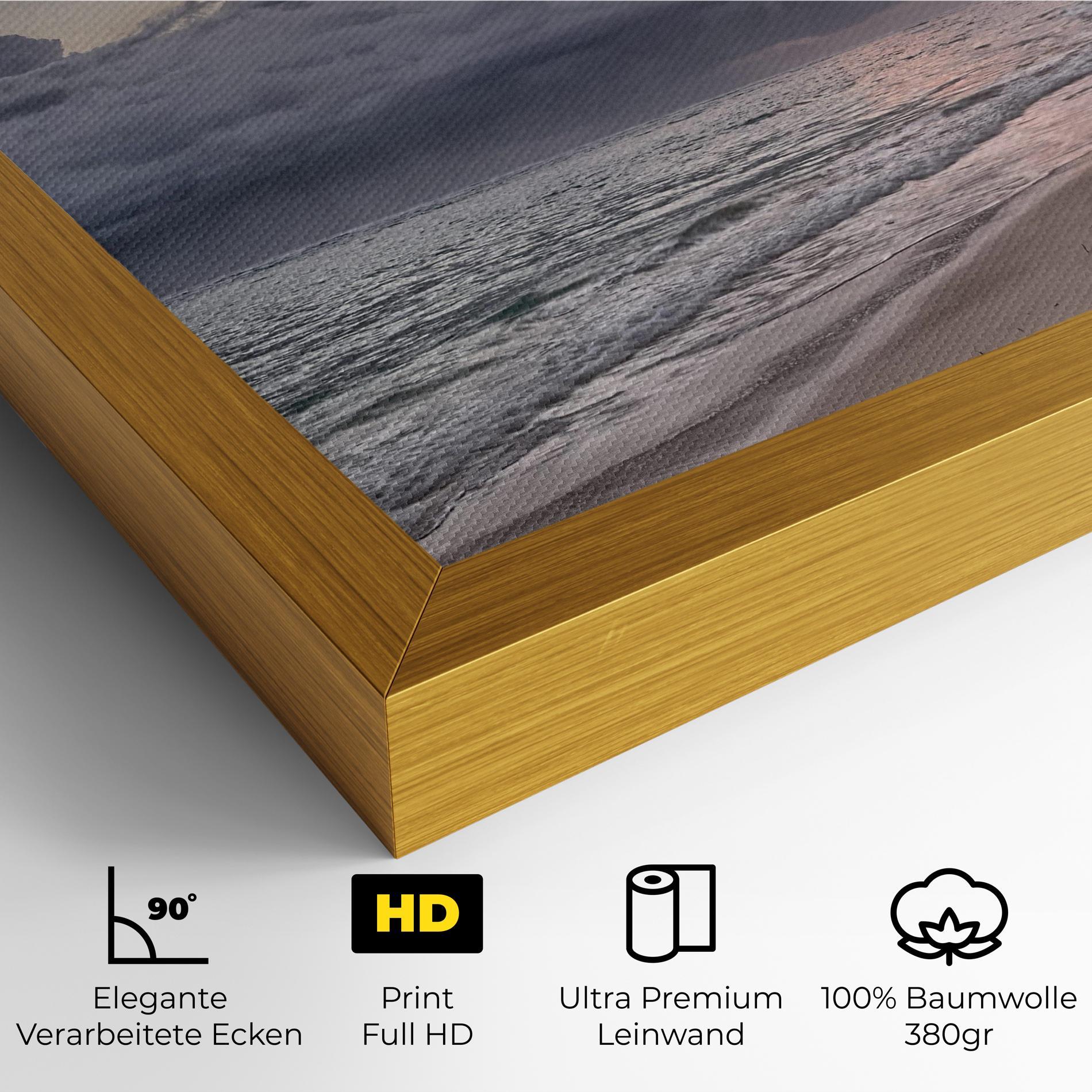 Leinwandbild Cloudy Beach mockup 4