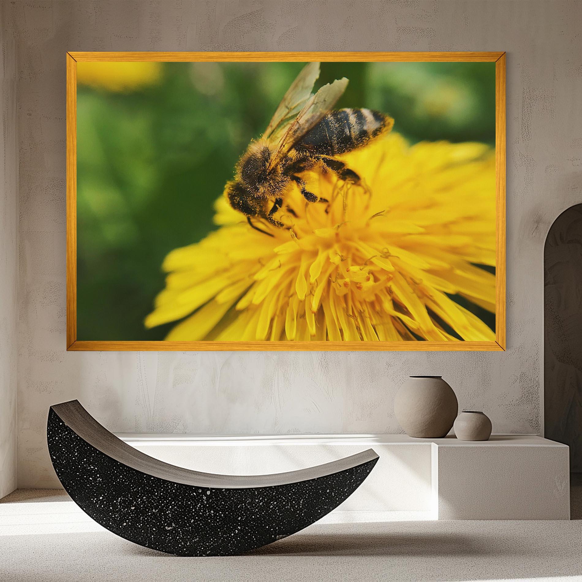 Leinwandbild Spring Bee mockup 8