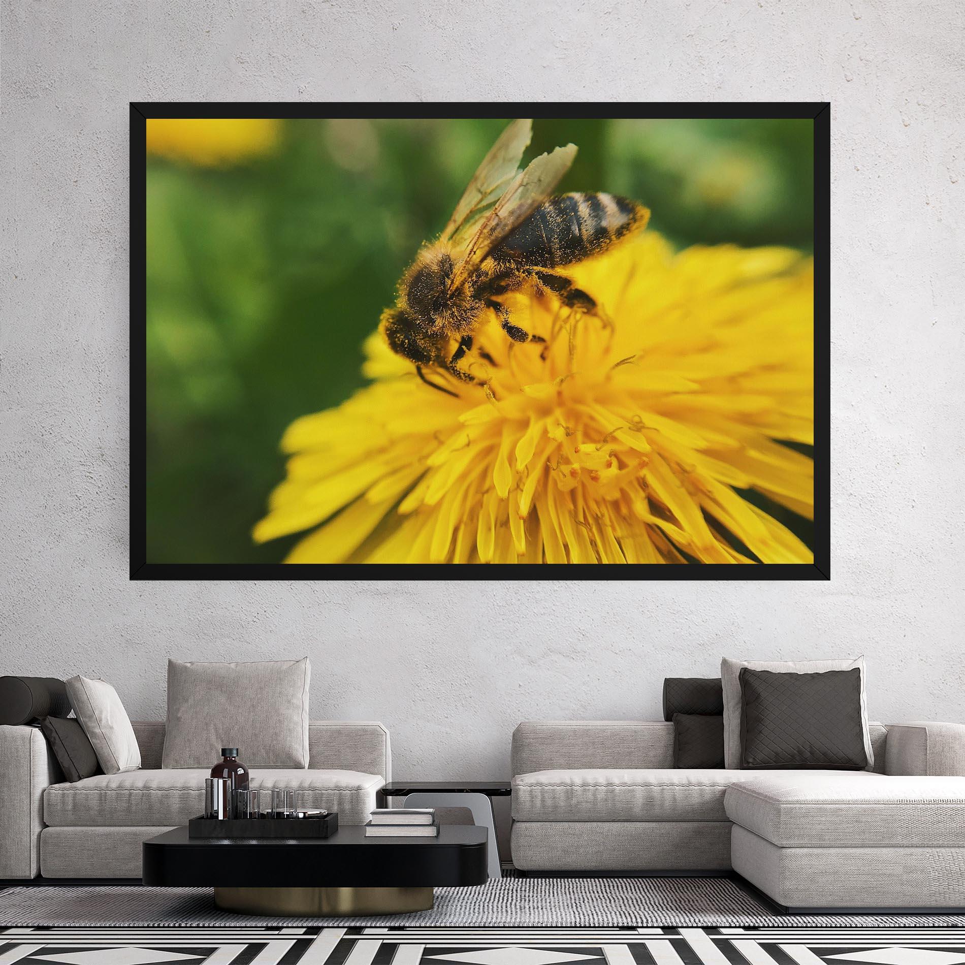 Leinwandbild Spring Bee mockup 2