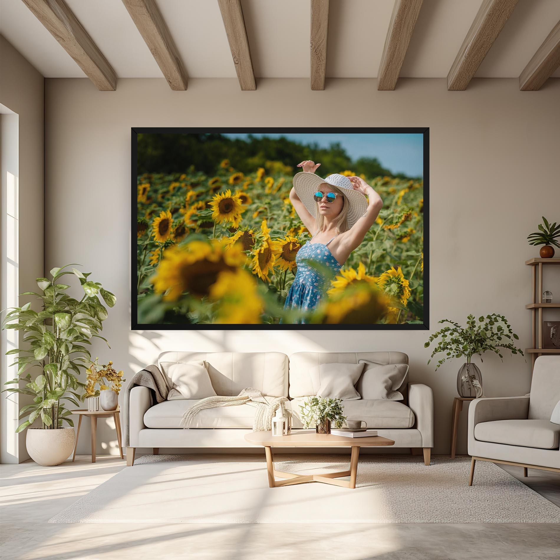 Leinwandbild Model Posing mockup 6