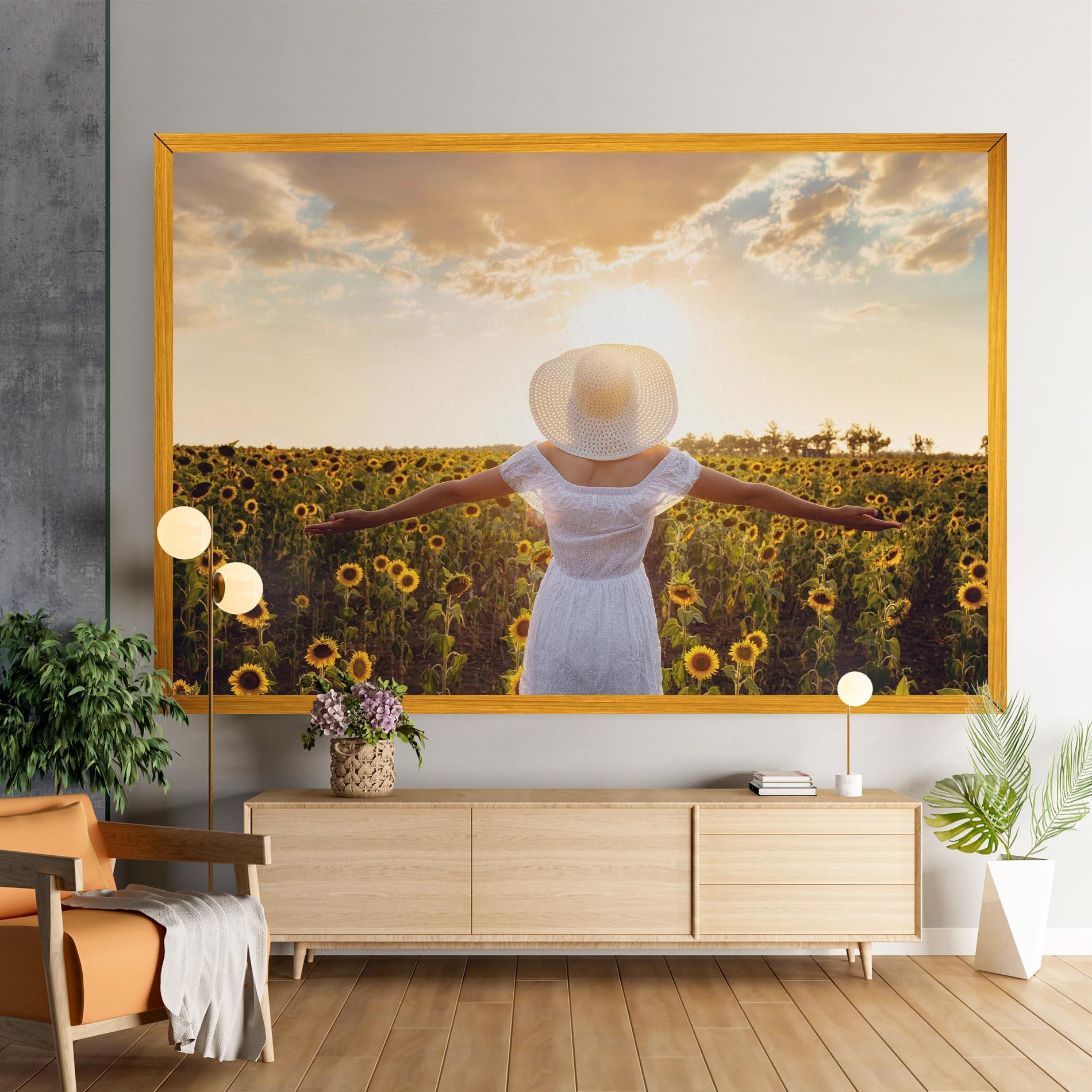 Leinwandbild Girl In Nature mockup 9