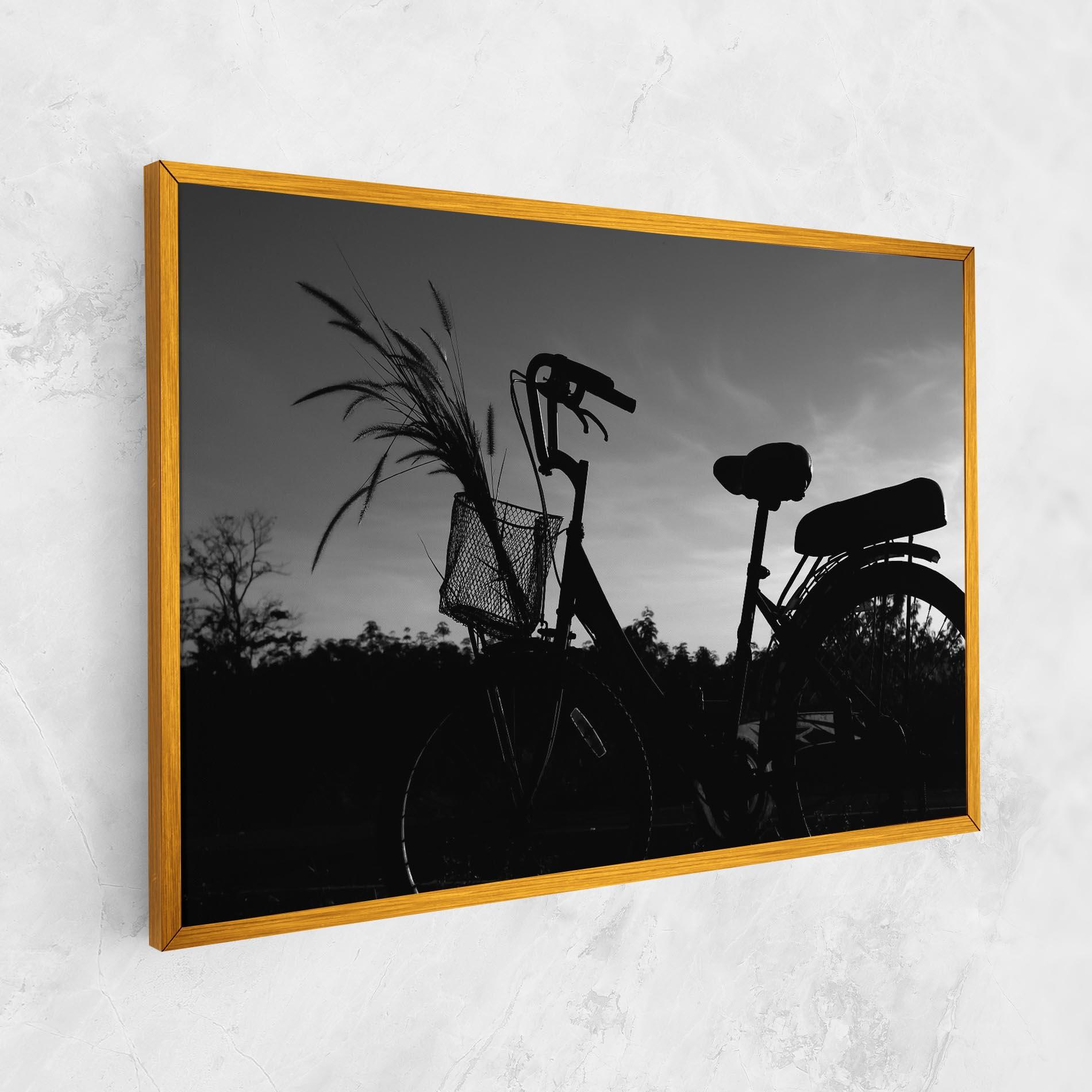 Leinwandbild Black Bike Shilouette mockup 1