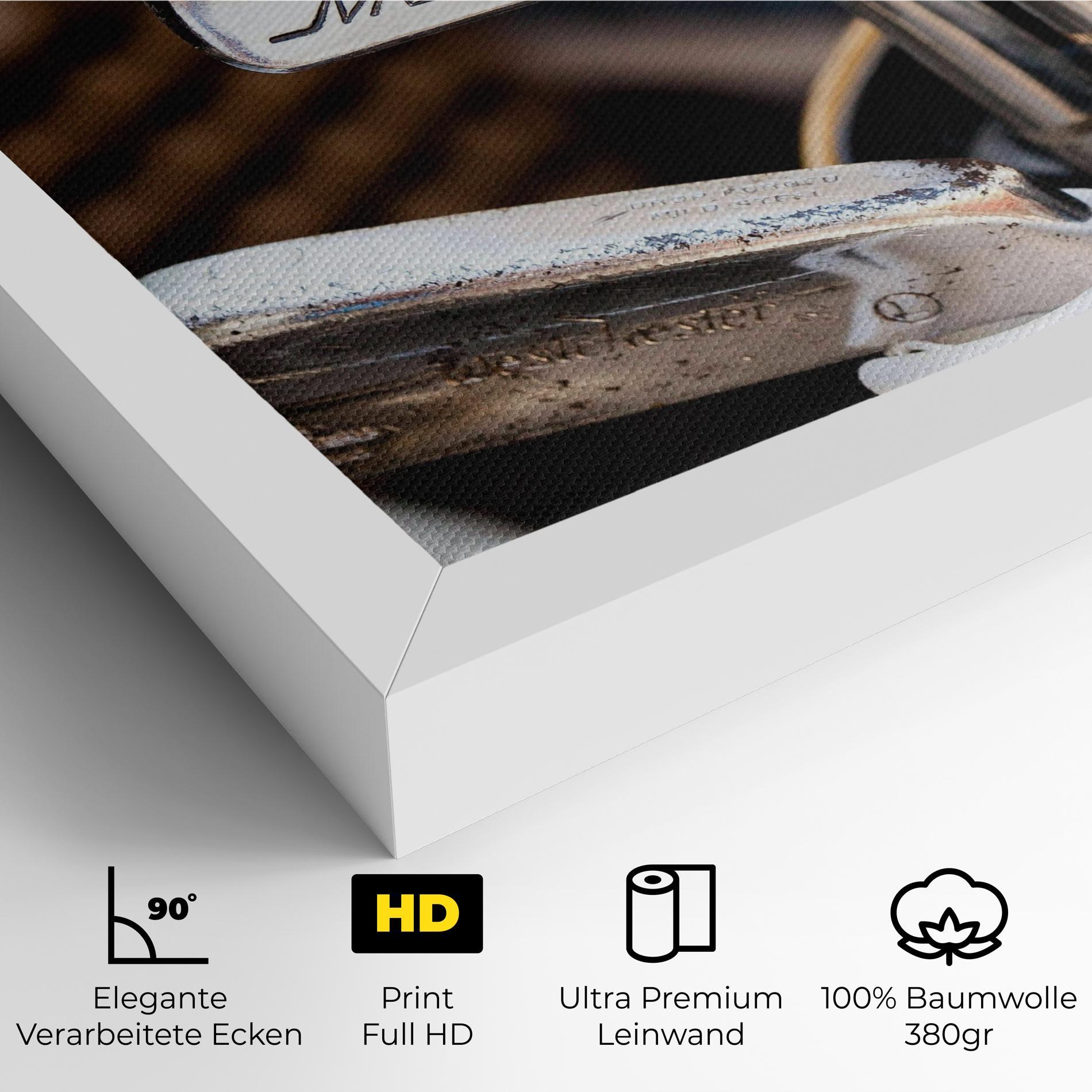 Leinwandbild Silver Golf Club mockup 4