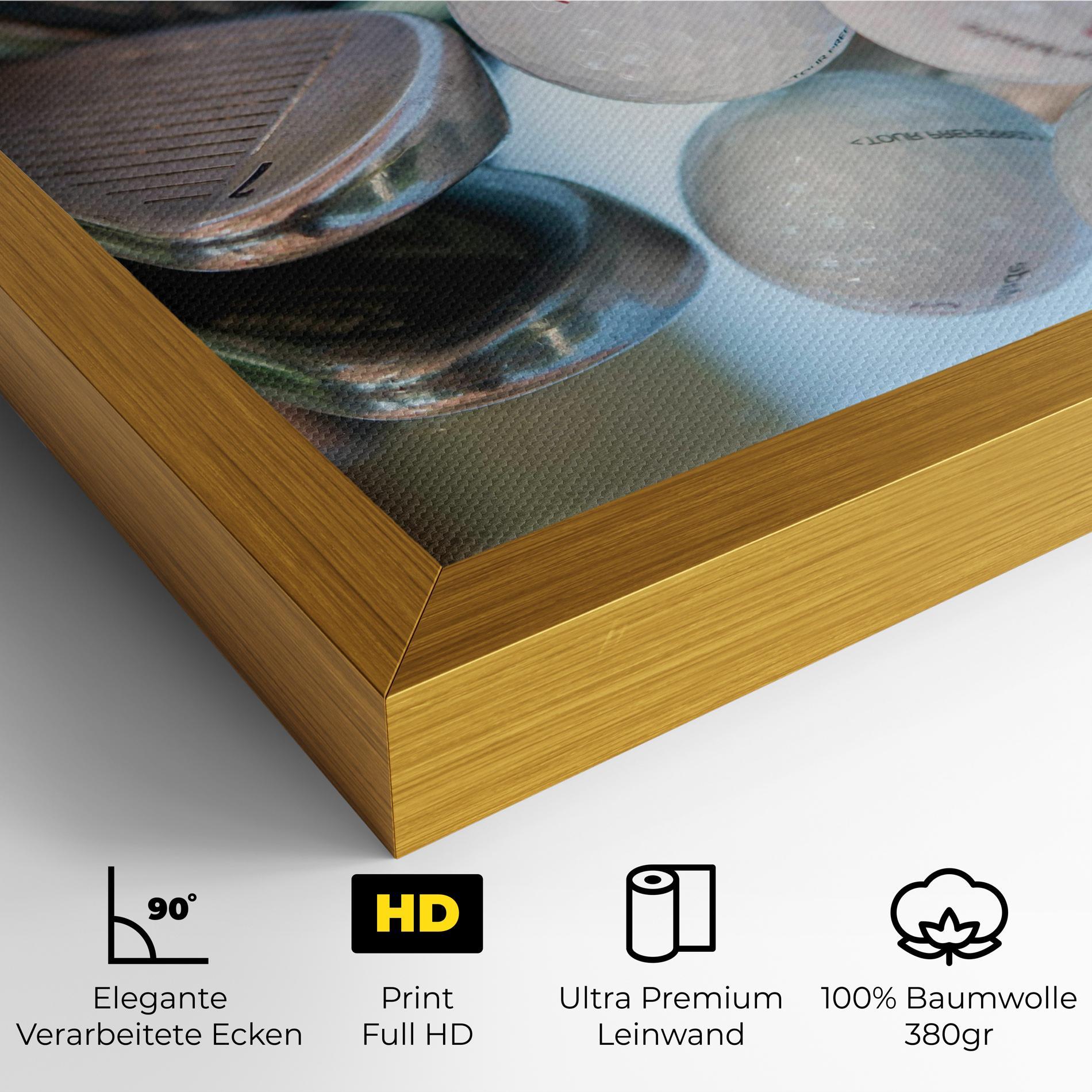 Leinwandbild Golf Balls Set mockup 4