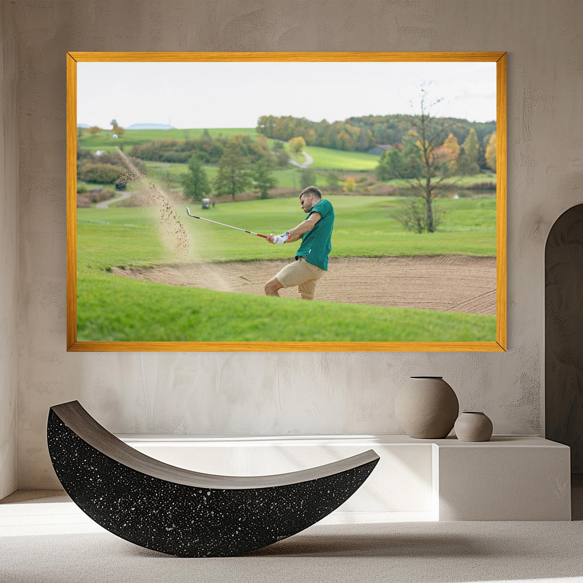 Leinwandbild Green Tshirt Golf Player mockup 8