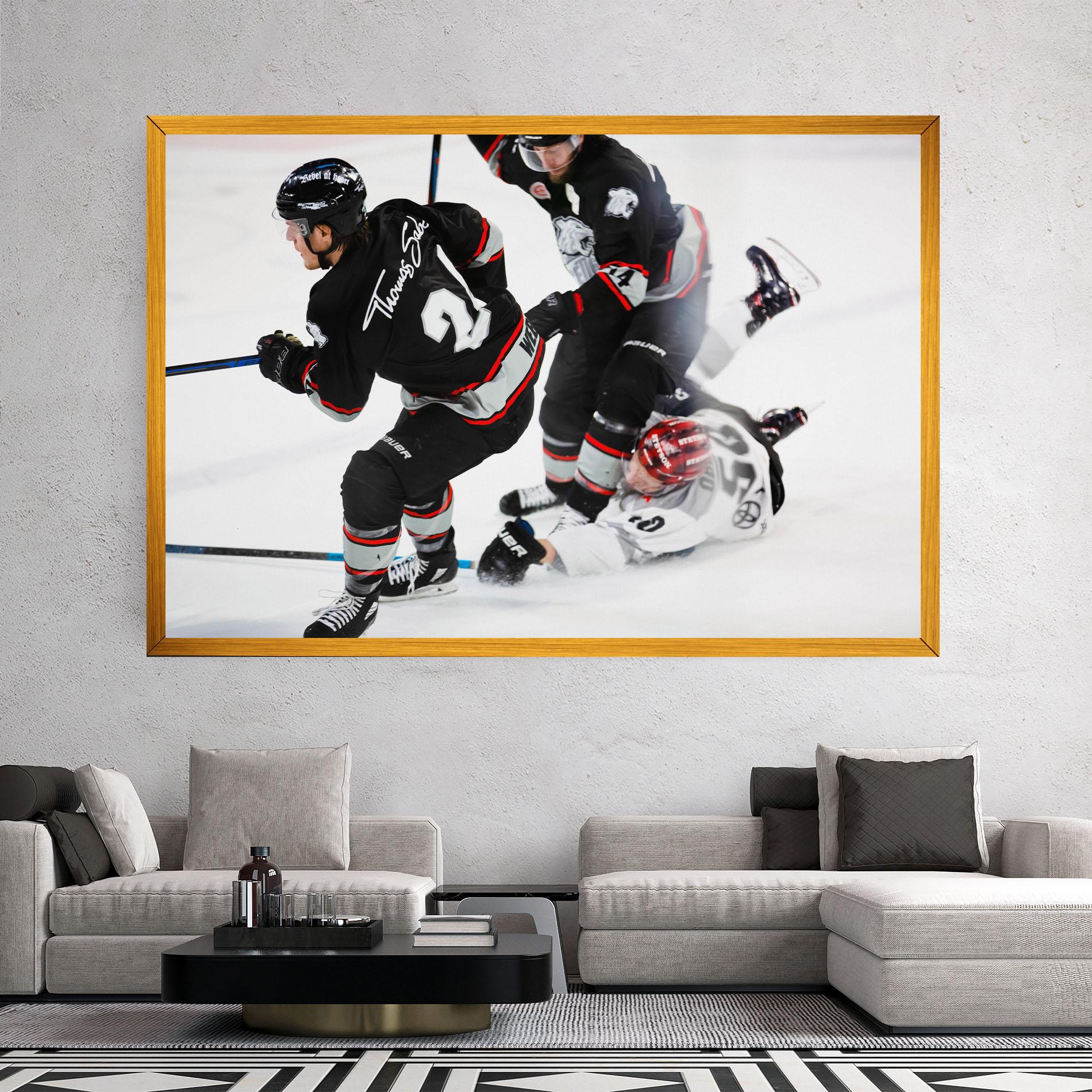 Leinwandbild Breakaway Boss mockup 2