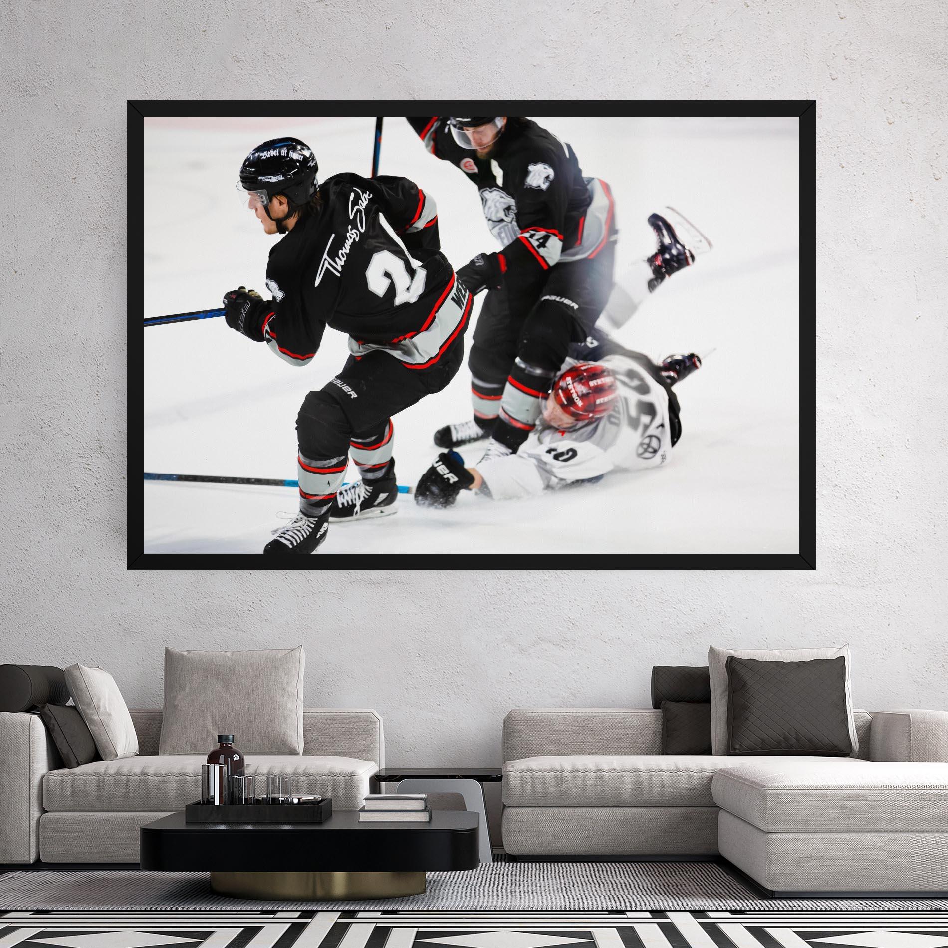 Leinwandbild Breakaway Boss mockup 2