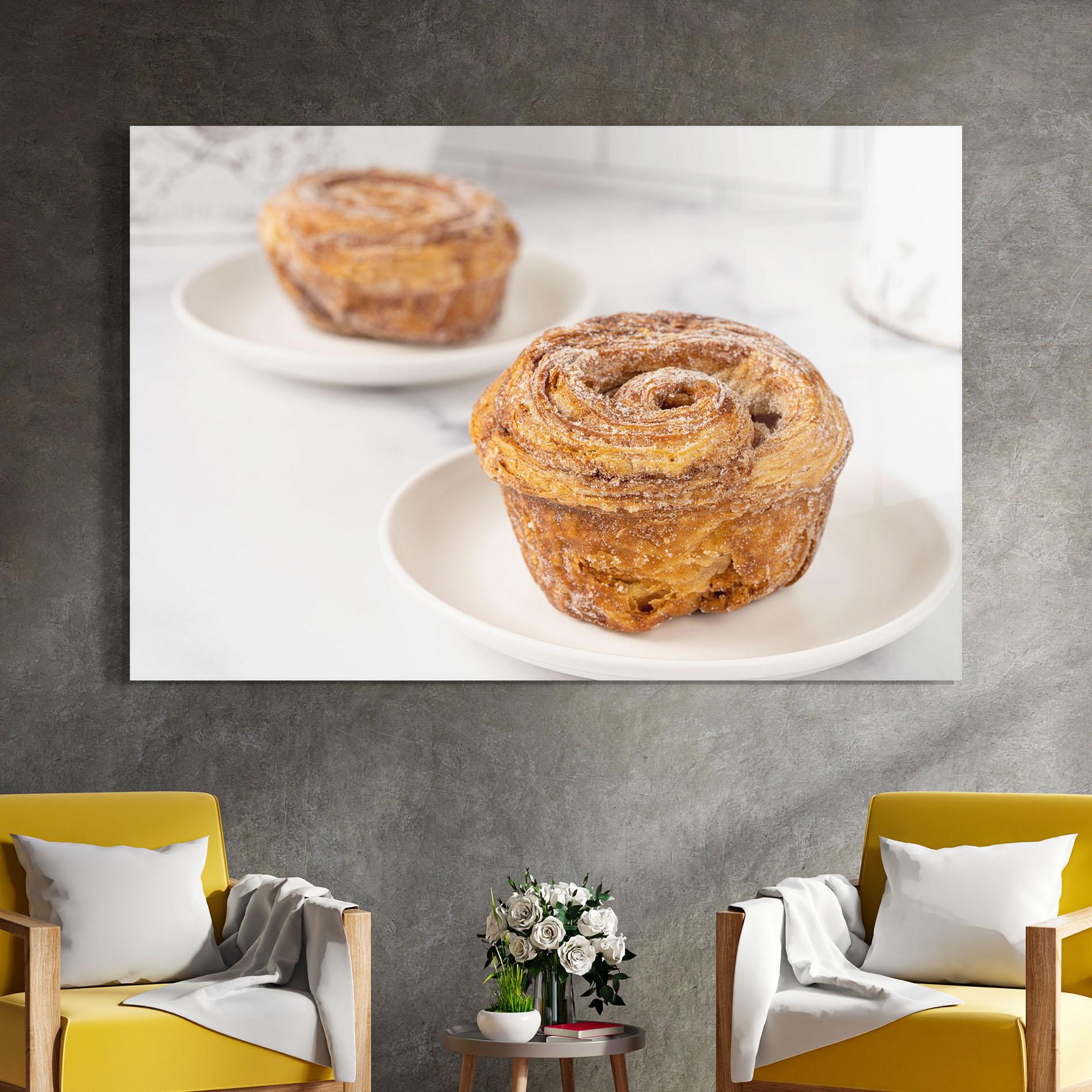 Glasbild Cinnamon Roll mockup 4