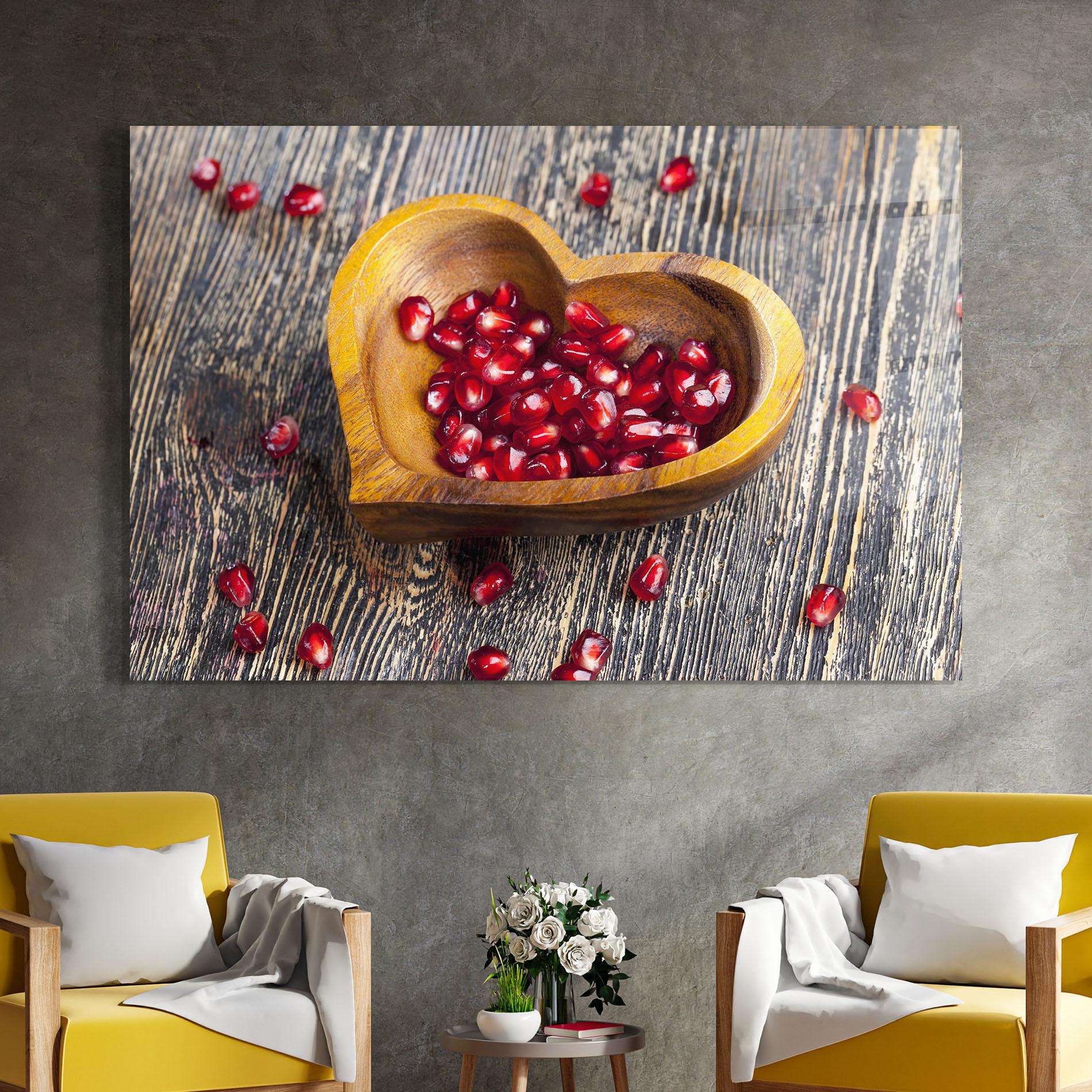 Glasbild Heart Pomegranate Seeds mockup 4
