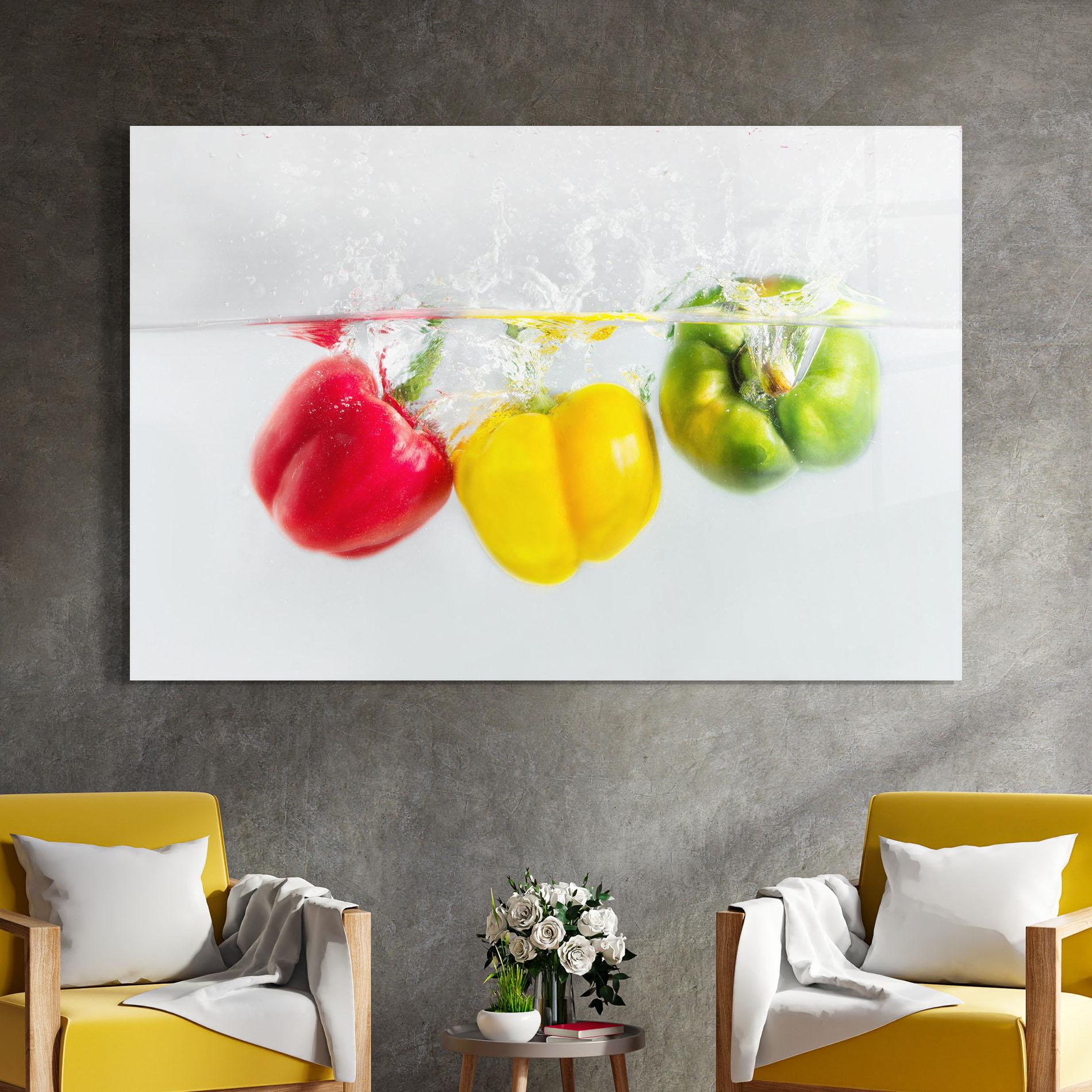 Glasbild Bellpepper In Water mockup 4