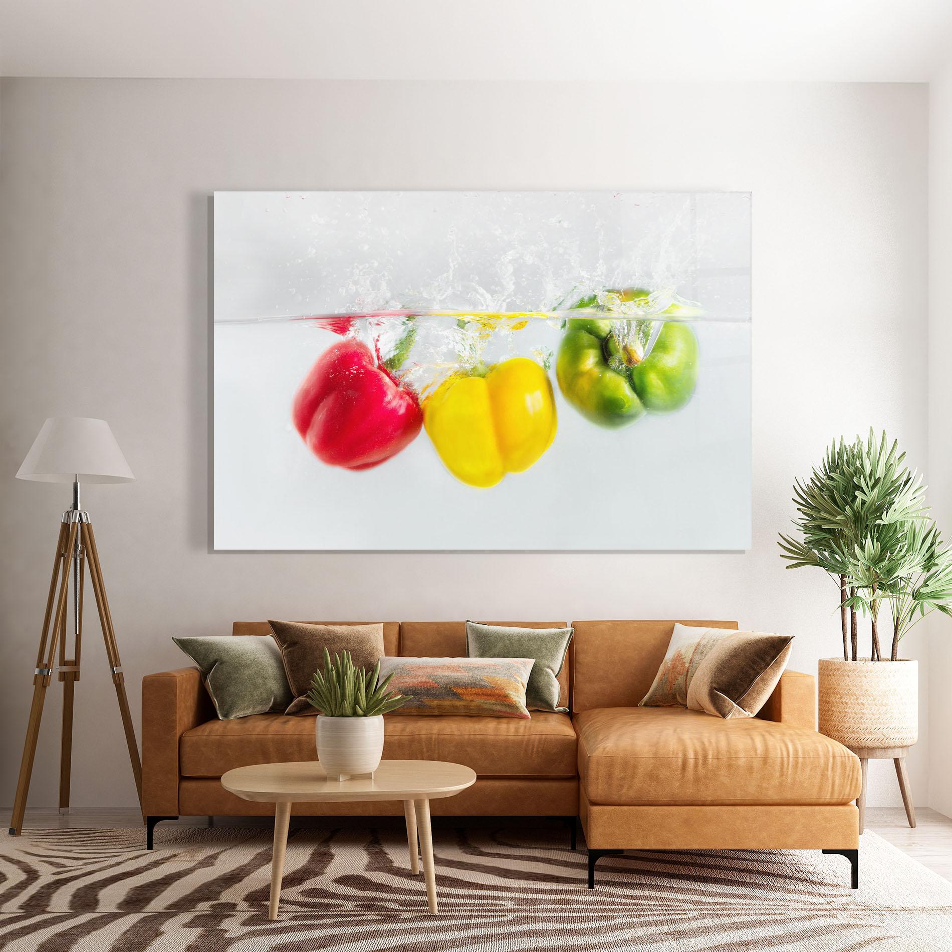Glasbild Bellpepper In Water mockup 7