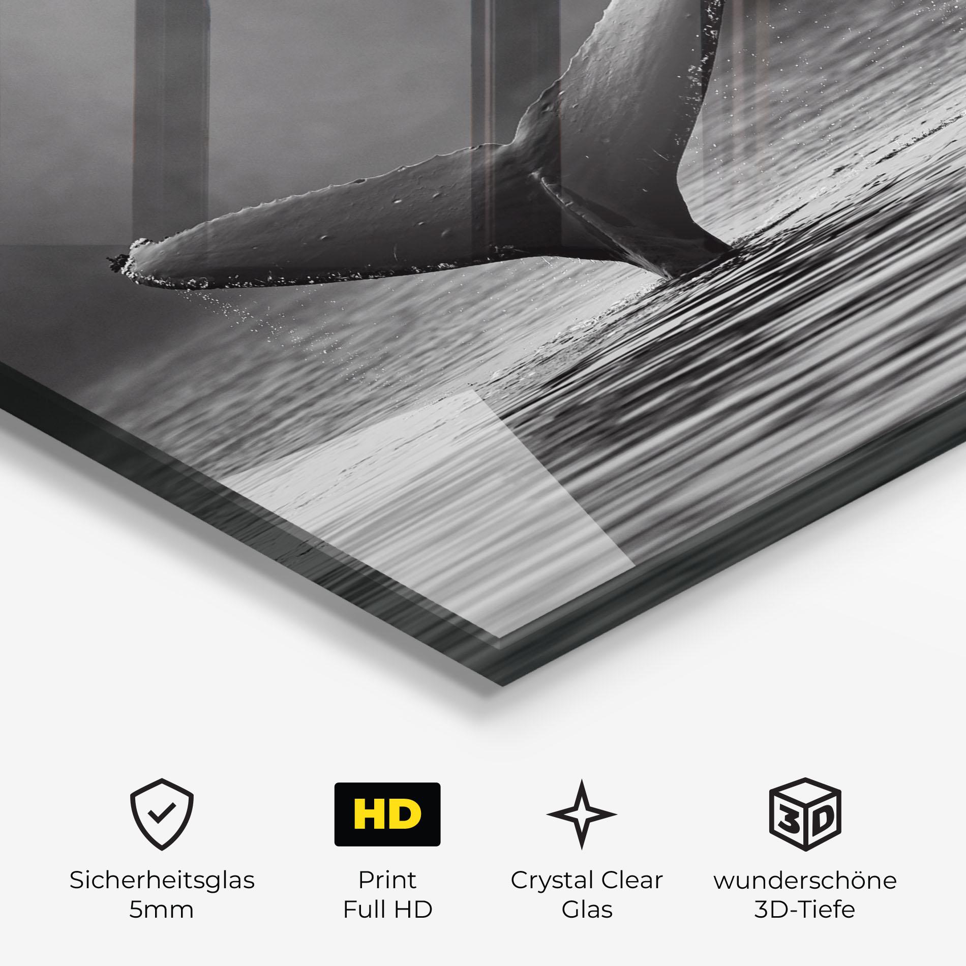 Glasbild Grey Tail mockup 3
