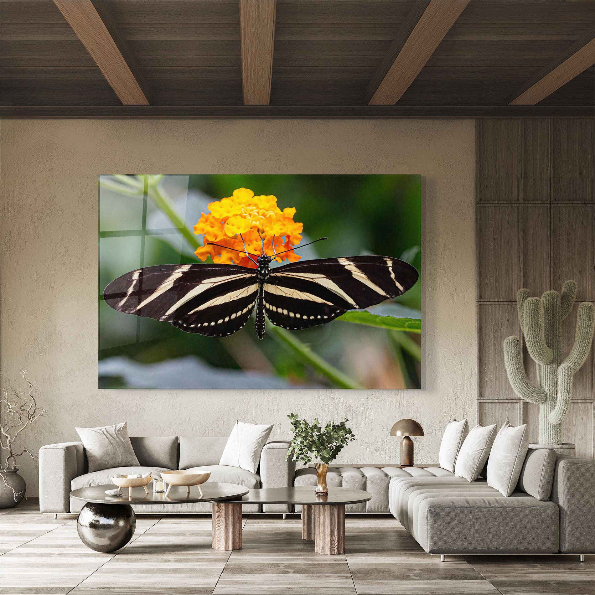 Glasbild Big Wings Butterfly mockup 8