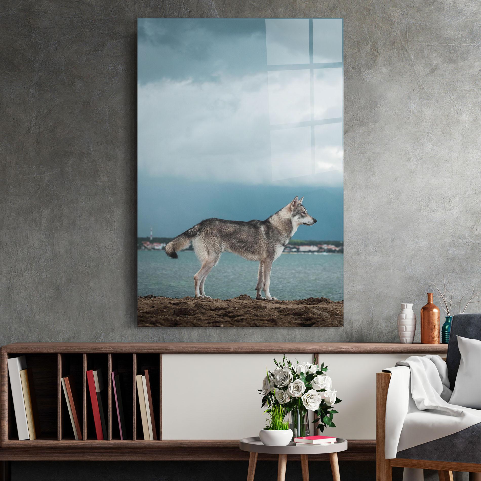 Glasbild Grey Wolf Looking mockup 2