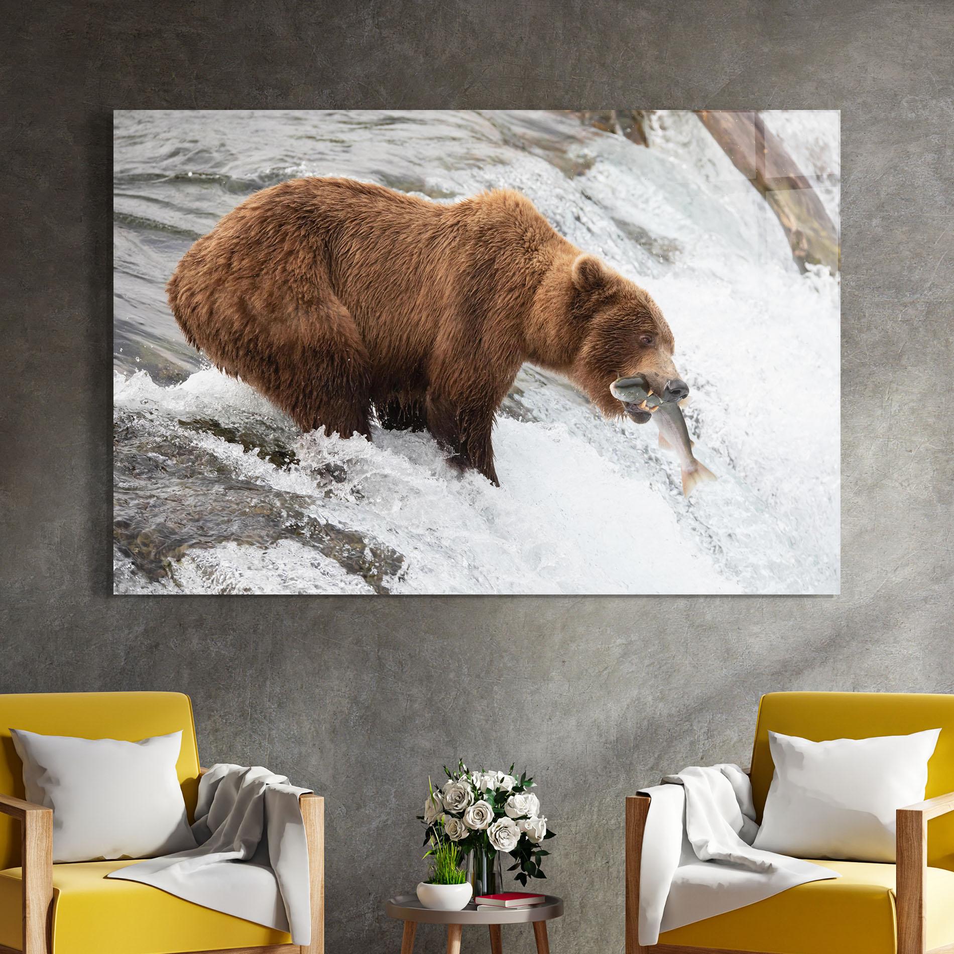 Glasbild Bear Hunting mockup 4