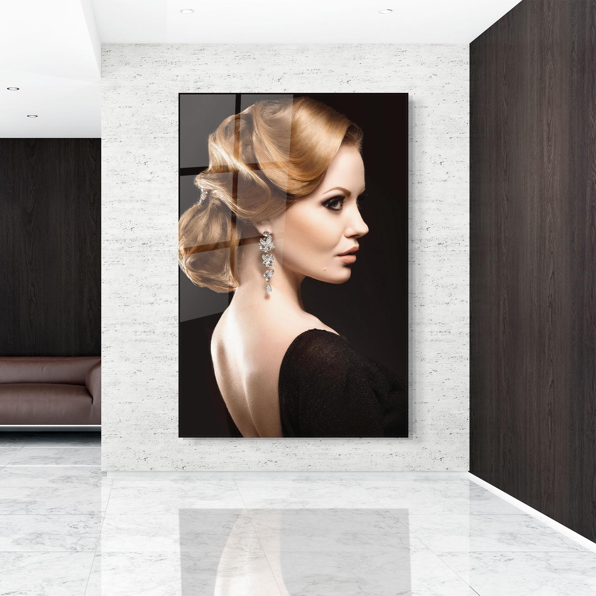 Glasbild Elegant Earrings mockup 9