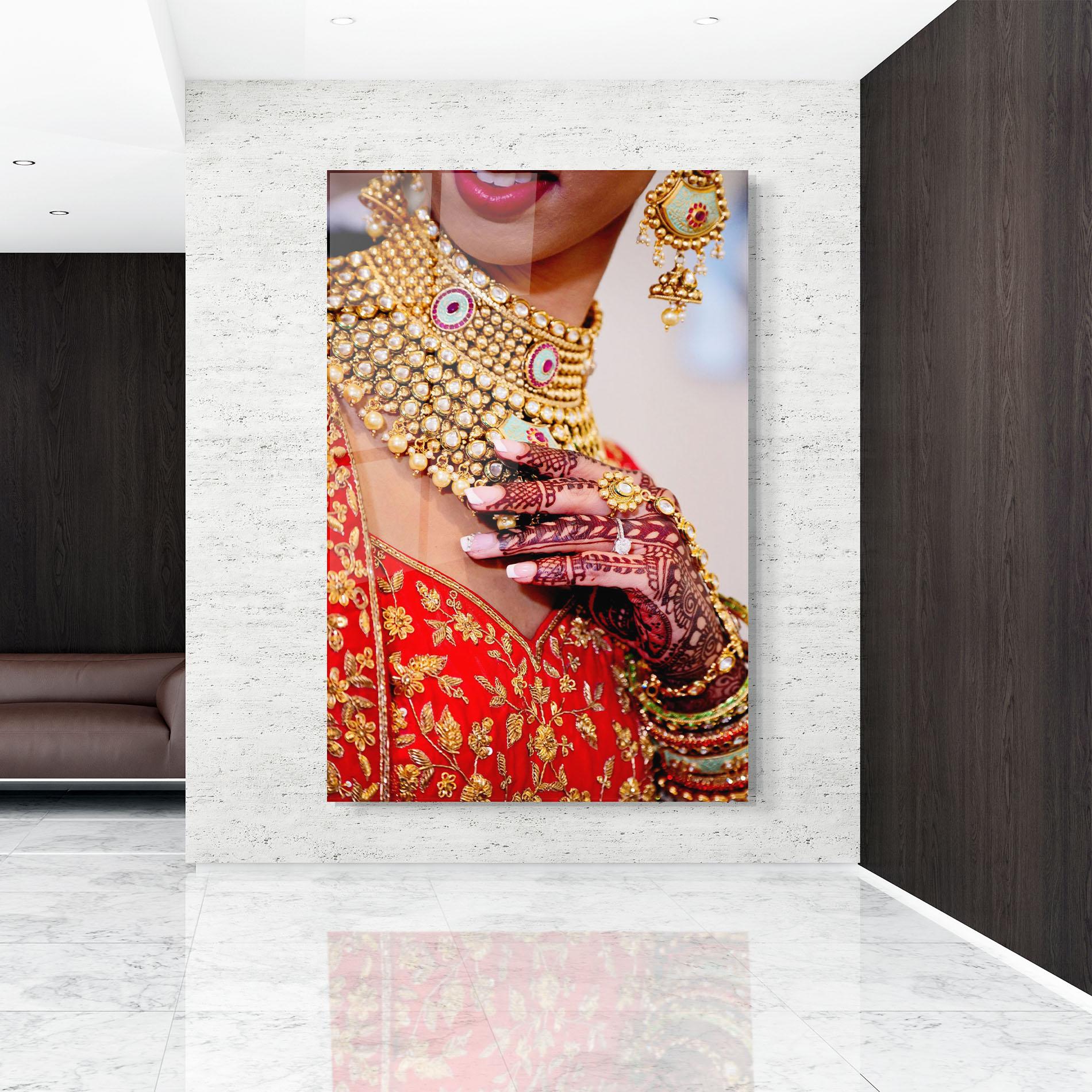 Glasbild Gold Beautiful Jewelry mockup 9