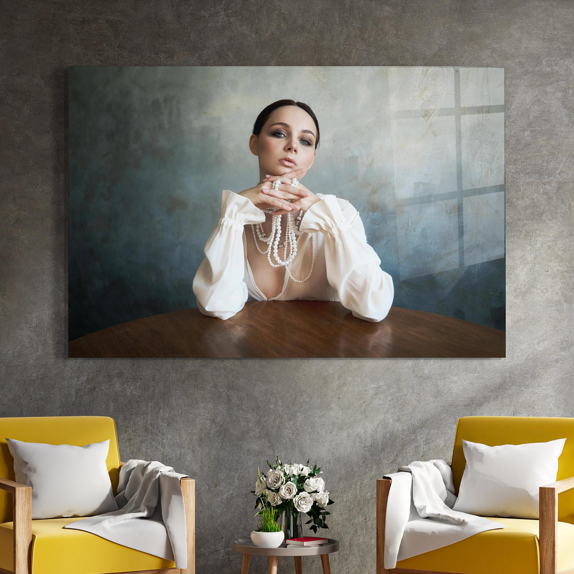 Glasbild Girl White Pearls mockup 4