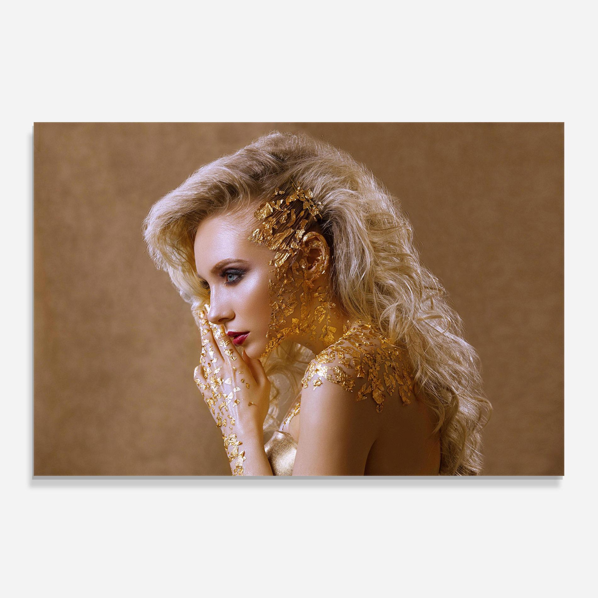 Glasbild Gold Paper Makeup mockup 0