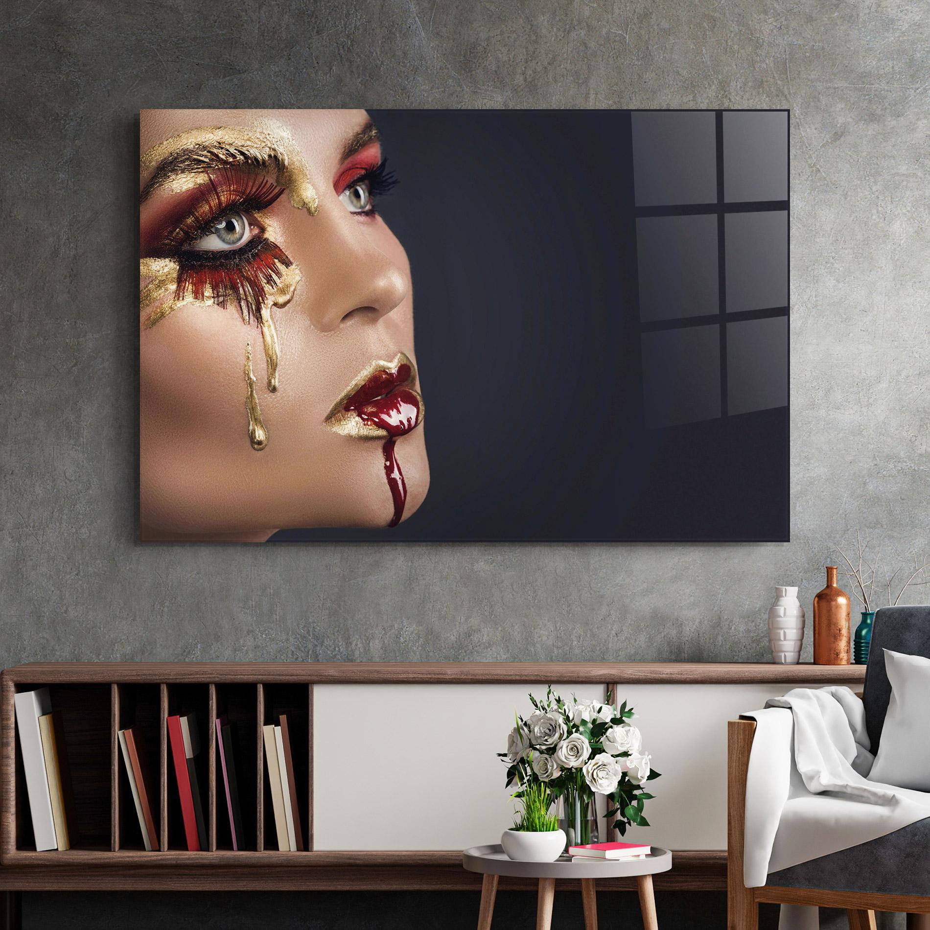 Glasbild Gold Bloody Lips Makeup mockup 2