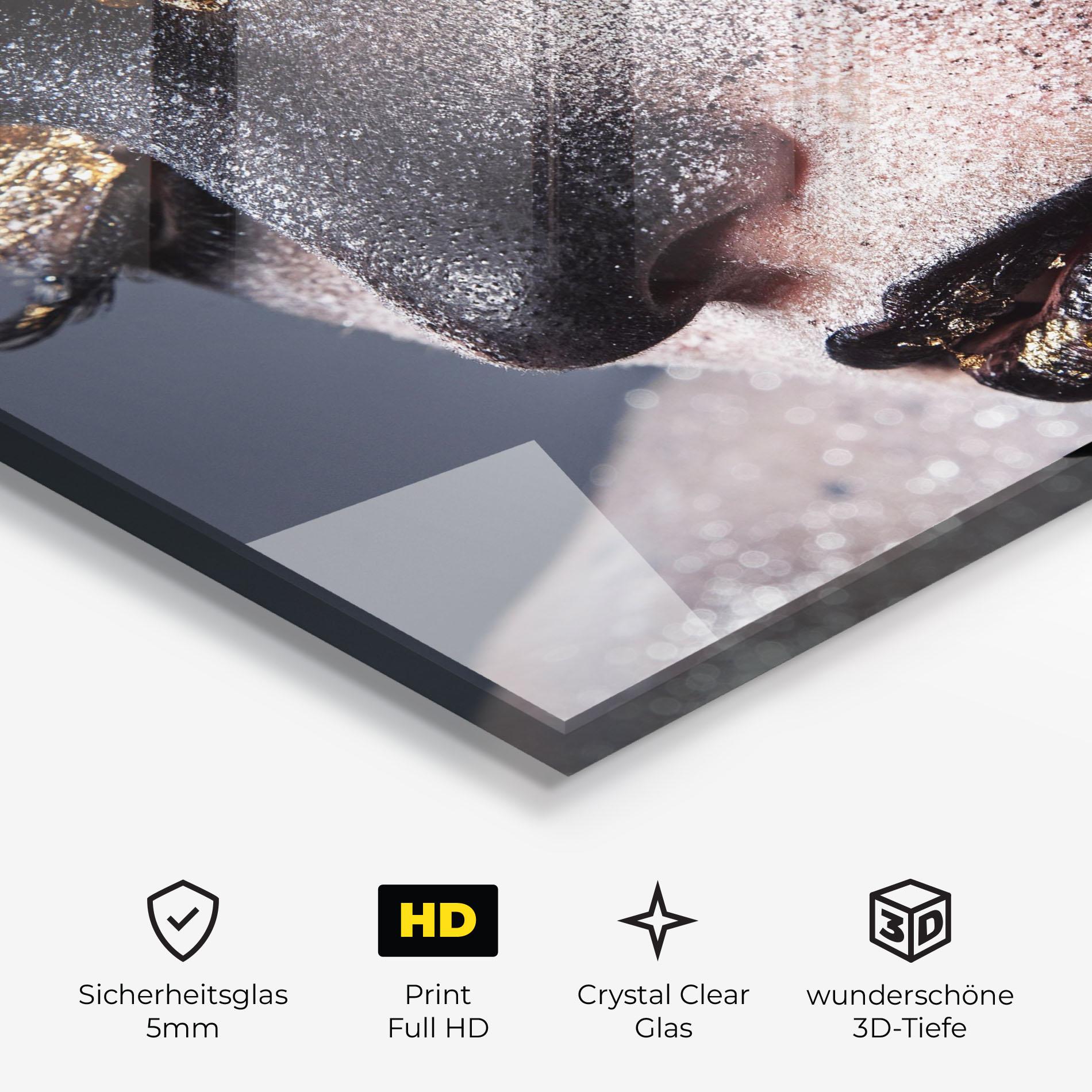 Glasbild Beautiful Gold Artistic Makeup mockup 3