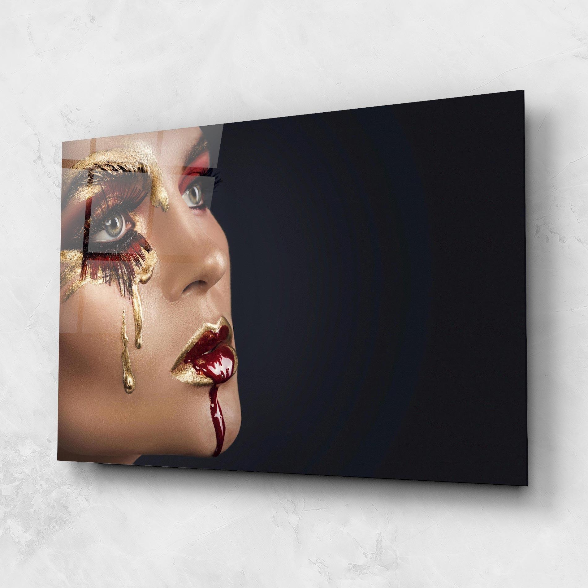 Glasbild Gold Bloody Lips Makeup mockup 1
