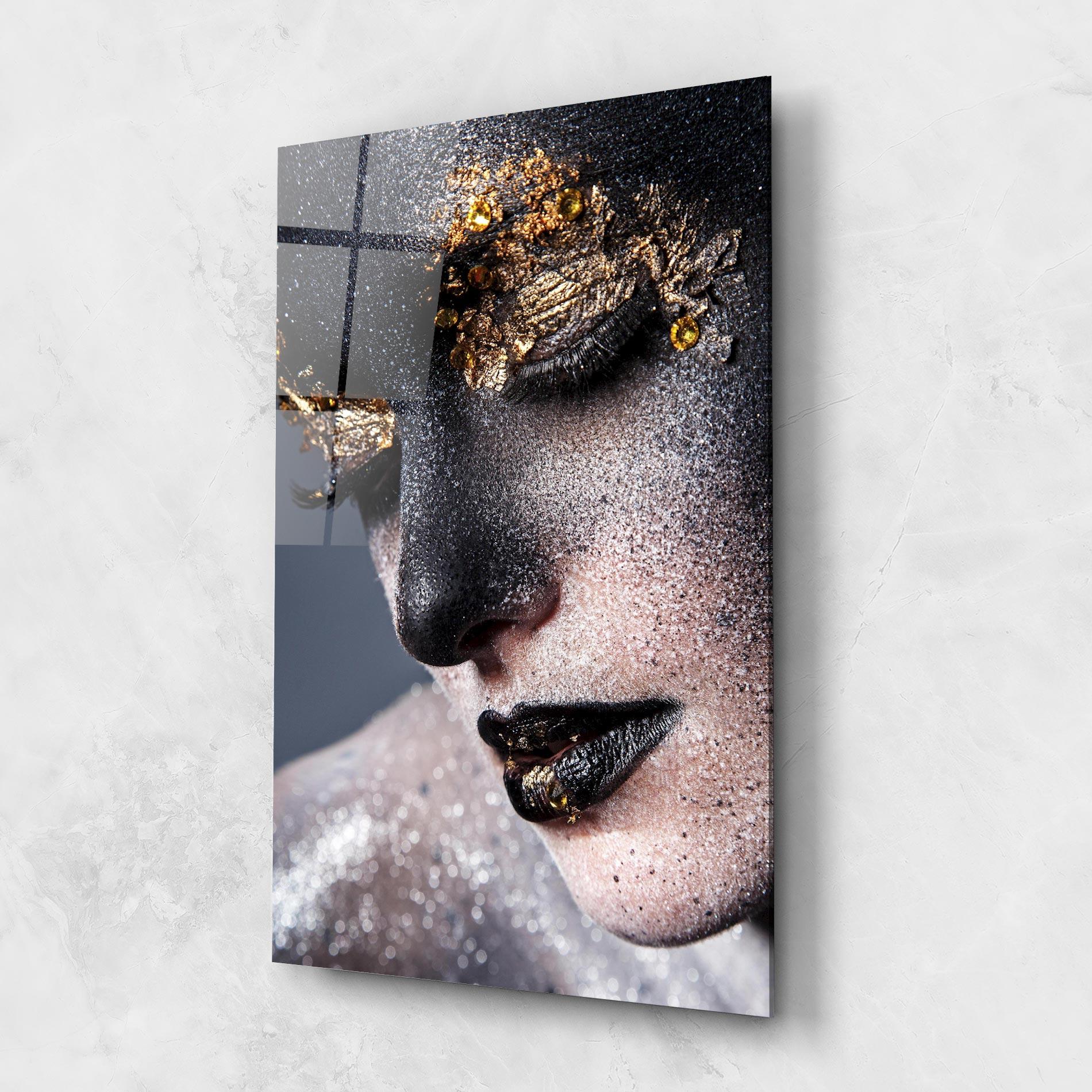 Glasbild Beautiful Gold Artistic Makeup mockup 1